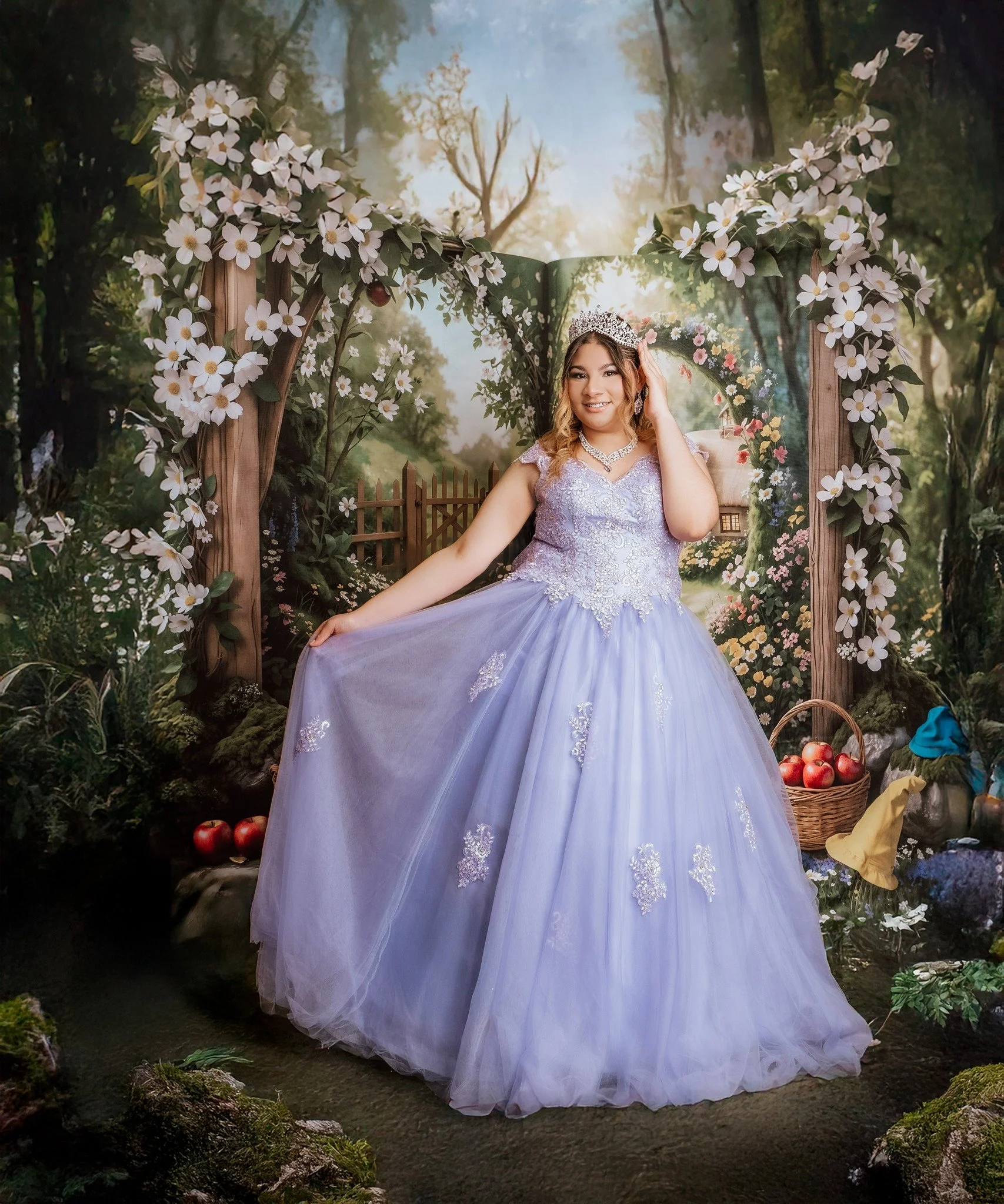 She only turns 15 once ✨ ✨ Solo cumple 15 una vez ✨

Celebrate her quincea&ntilde;era with a photoshoot as unforgettable as this milestone. From the dress to the details, every moment deserves to be captured beautifully. 💖 📸 

✨ Solo cumple 15 una 