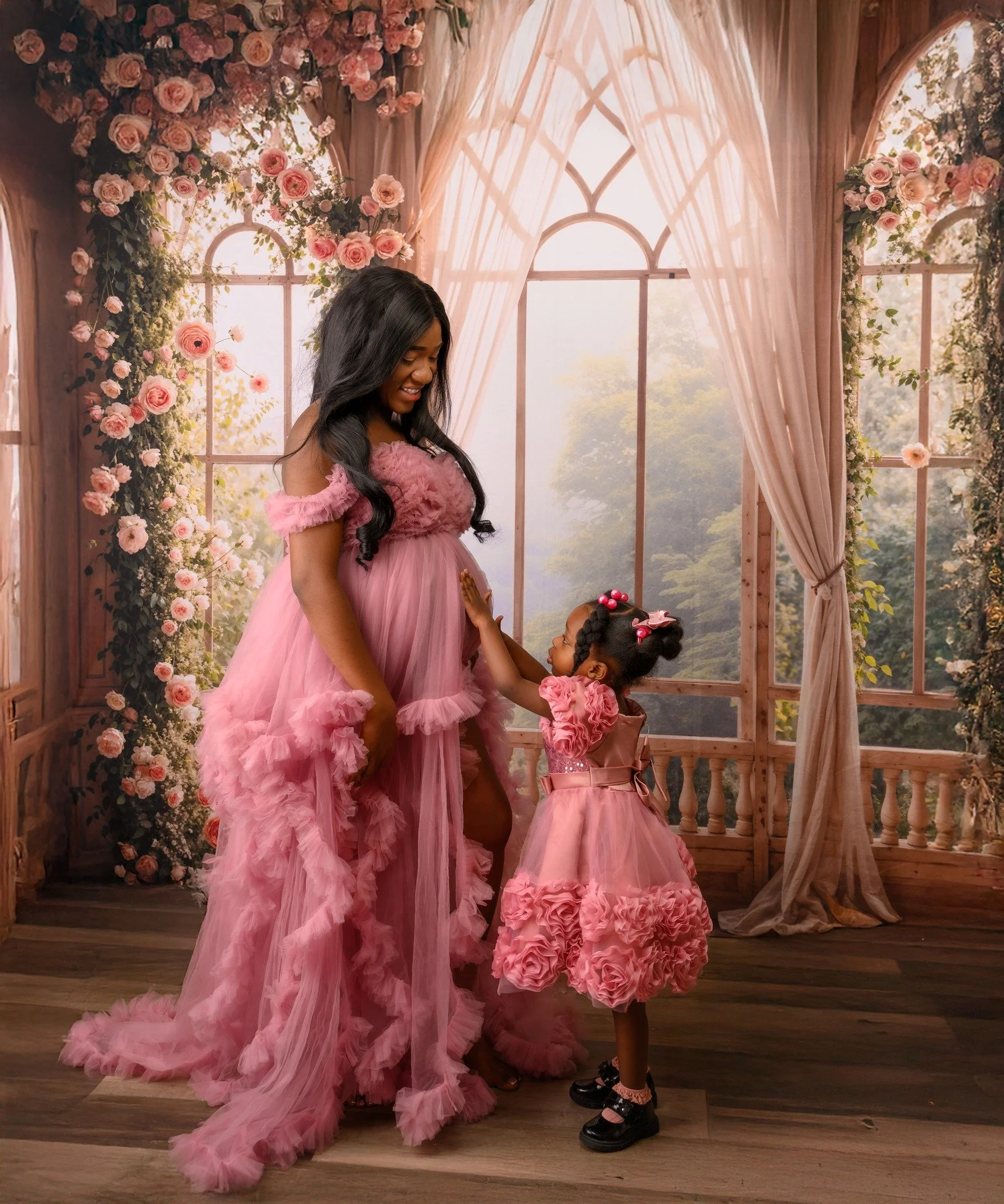 ✨ 𝐌𝐚𝐭𝐞𝐫𝐧𝐢𝐭𝐲 𝐒𝐞𝐬𝐬𝐢𝐨𝐧𝐬 ✨
✨ 𝐒𝐞𝐬𝐢𝐨𝐧𝐞𝐬 𝐝𝐞 𝐌𝐚𝐭𝐞𝐫𝐧𝐢𝐝𝐚𝐝 ✨

Pregnancy is a beautiful, powerful chapter of your life&mdash;one that deserves to be remembered forever. 🤍

Let us take care of everything for you:
✔️ Elegant m