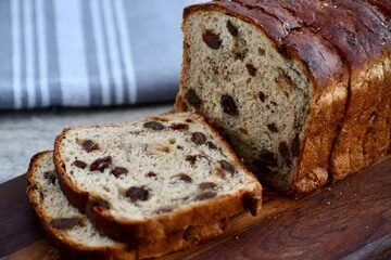 Cinnamon Raisin Bread