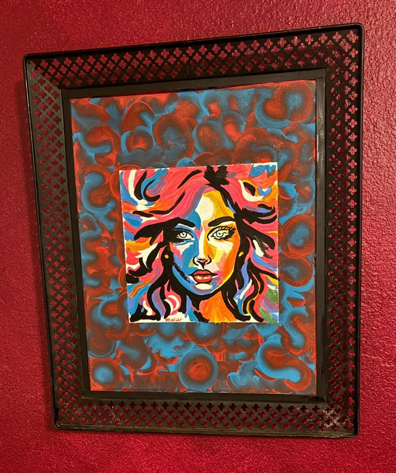 Looking into the horizon