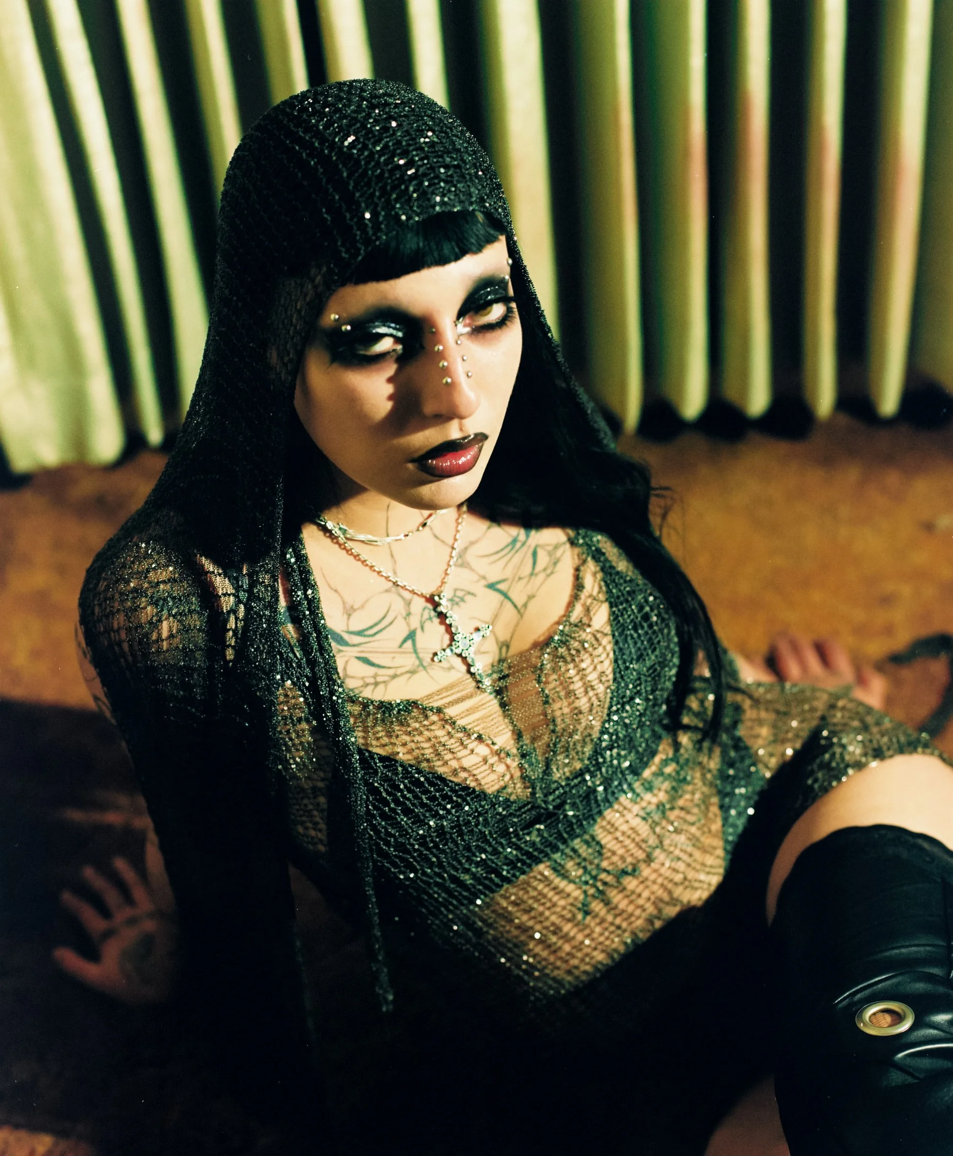 2000000_2000000-R1-E009-2.JPG