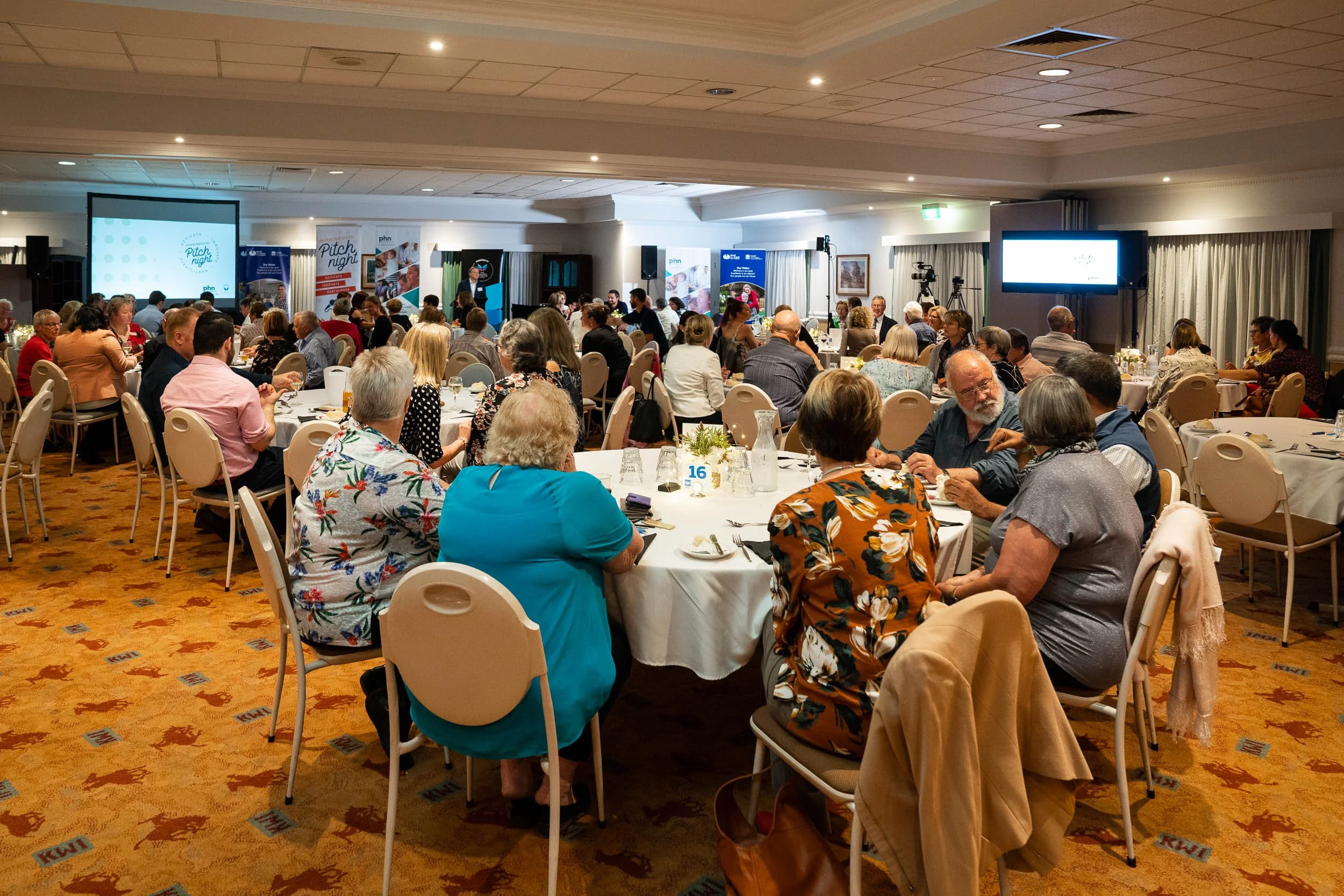 Pitch Night 2019_SA901411_DIGITAL_Crowd.jpg