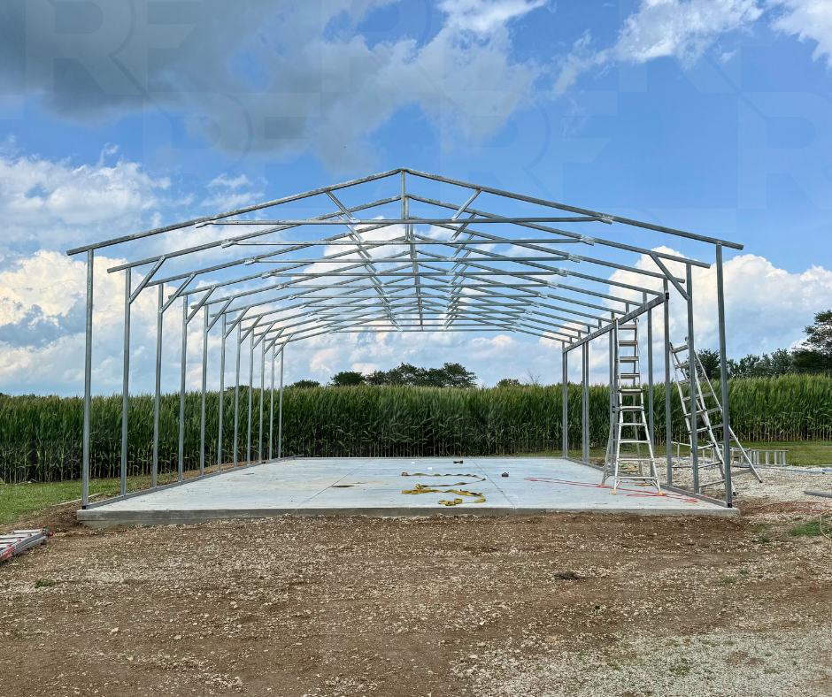 Metal garage built near Lake Choctaw in London Ohio