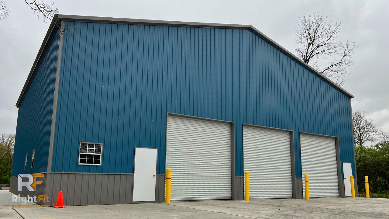 60x60x20 commercial metal building with vertical siding