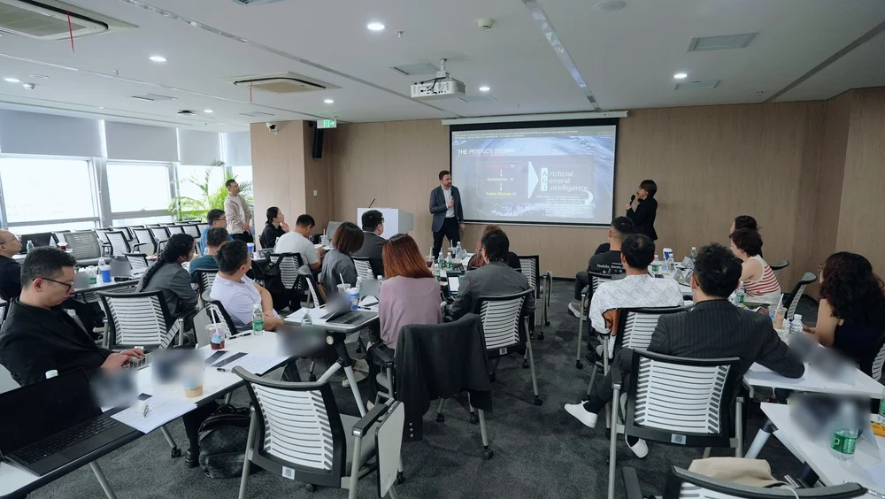 Danilo McGarry presenting at the Zhipu AI event in Beijing