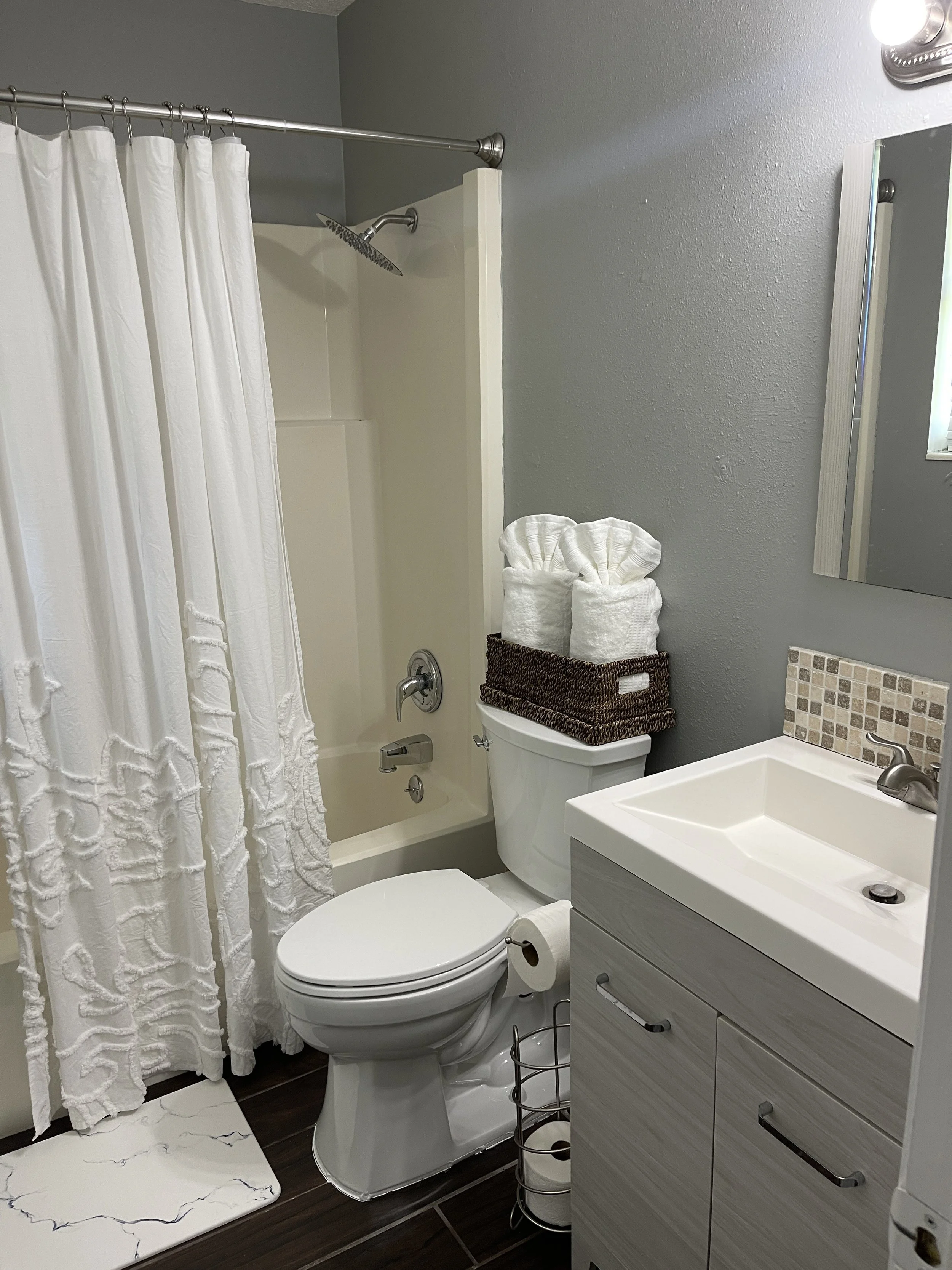 Columbia County Florida Airbnb Masterbath