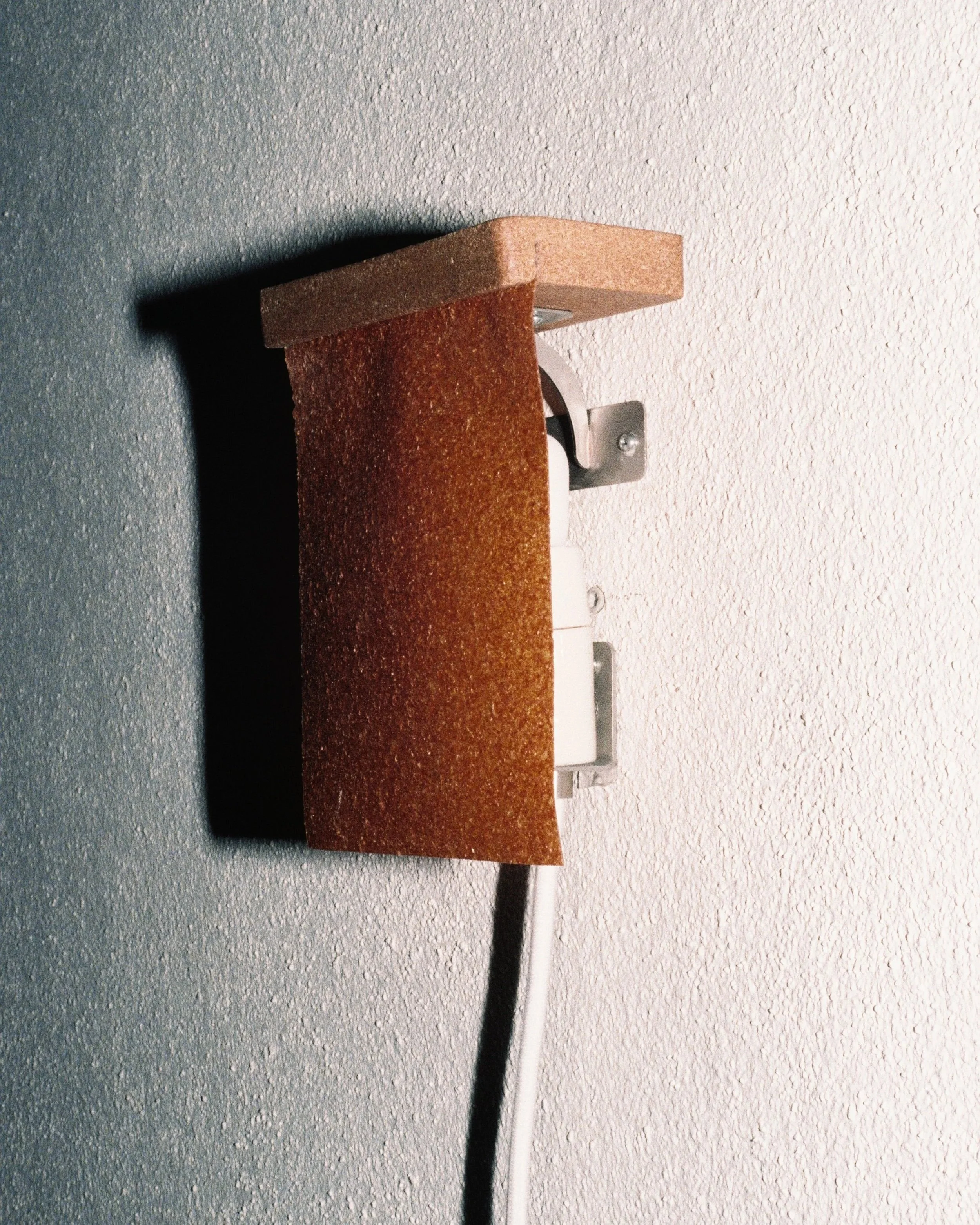 [WALL SCONCE 1.0 SPELT HUSK – ALBA x NOM.0 2024]