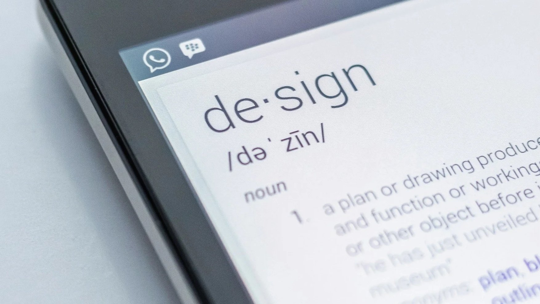 Why English Pronunciation Feels Difficult for Japanese Speakers: Mora vs. Syllable