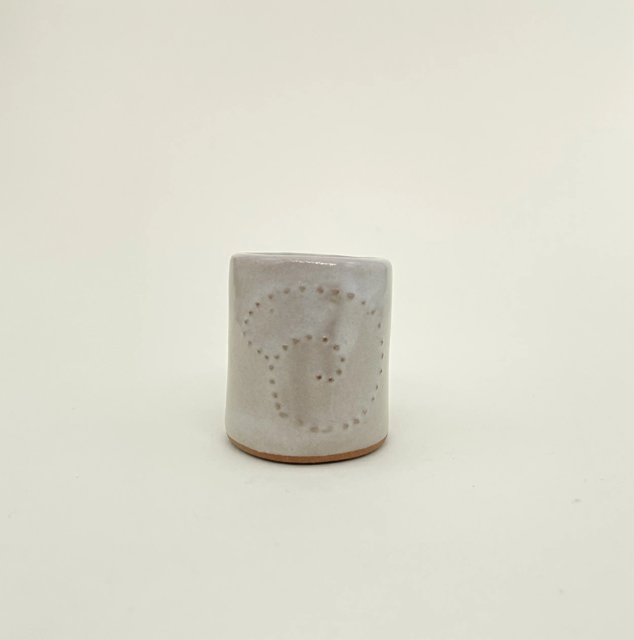 Shell Shot Glass, Ceramic Shot Glass, embossed dot details, Decoration Saves