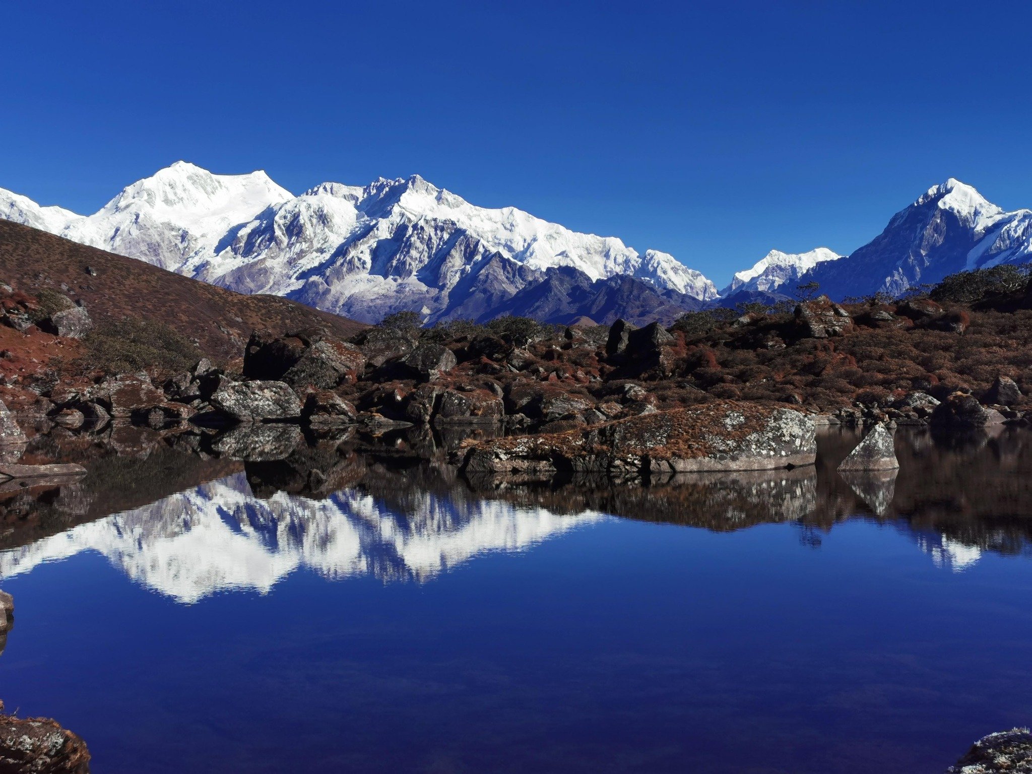 There's a moment on a trek when you stop pretending everything is fine.

For me it was sitting in a tent at 14,000 feet, completely out of water after 20km of walking, splitting 200ml with my porter and trying to make it feel like enough. We didn't s