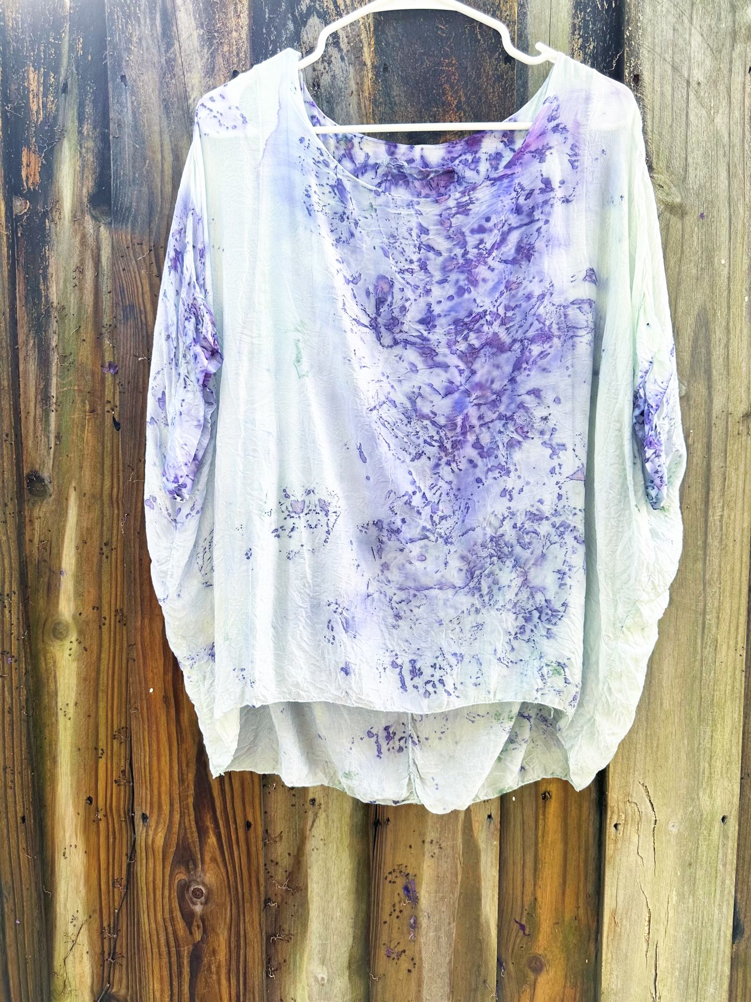 Flower dye Caftan short regular cut green rose.jpg