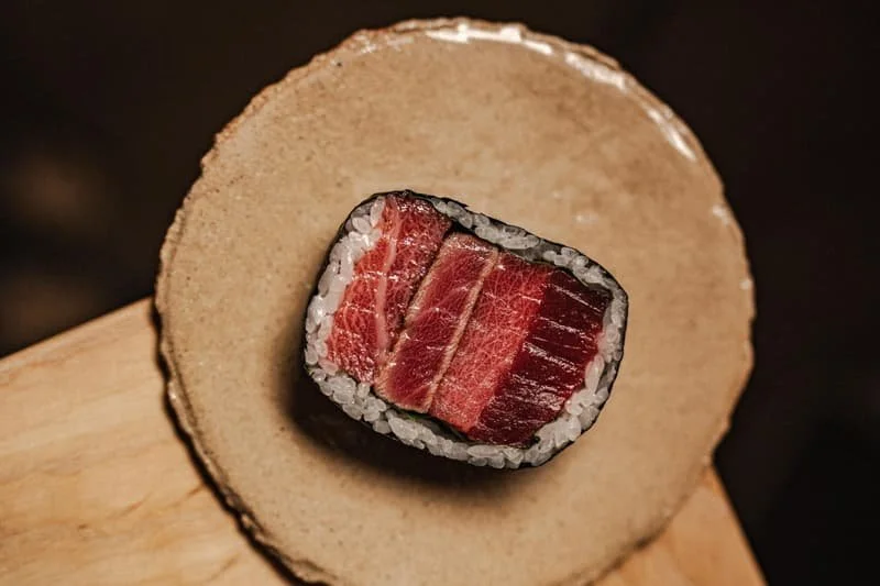 tuna sushi roll omakase london