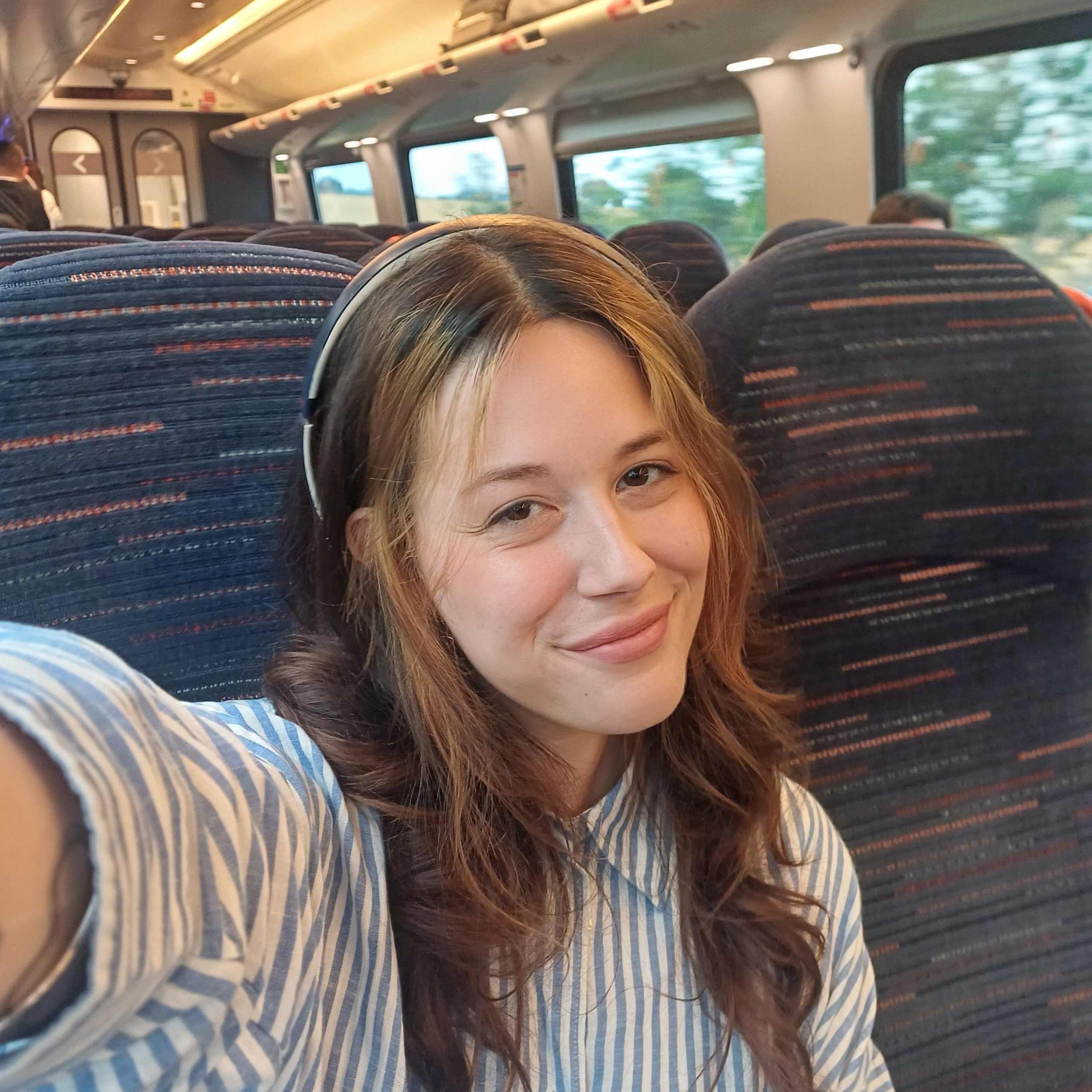 Emmi Fogarasi | she/her