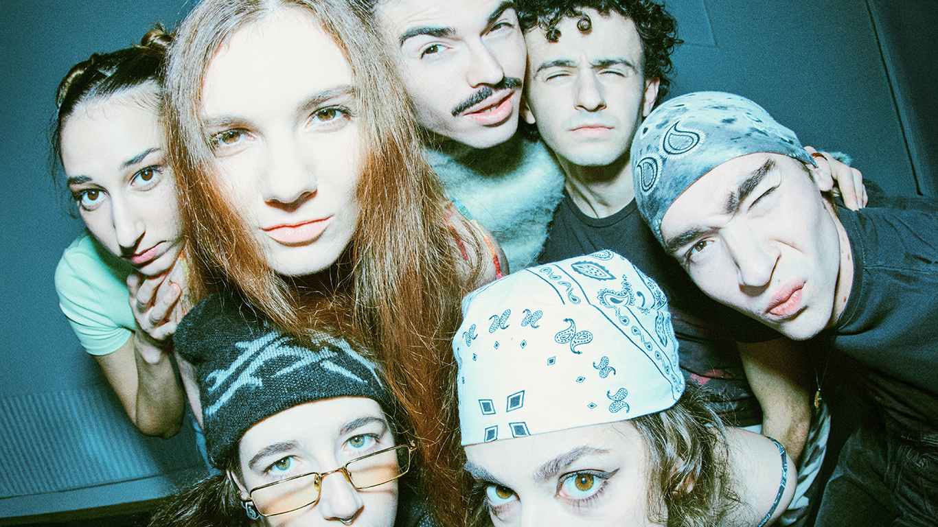 Try-out Club Invites A Clash + Dinner 