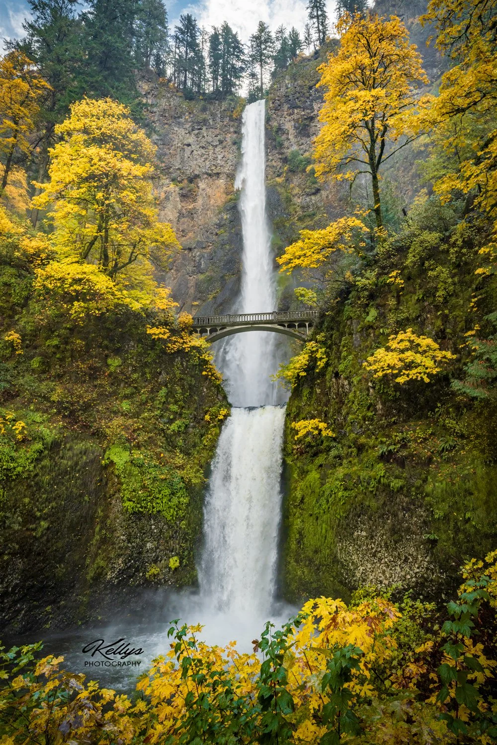 MultnomahFalls01IG.jpg