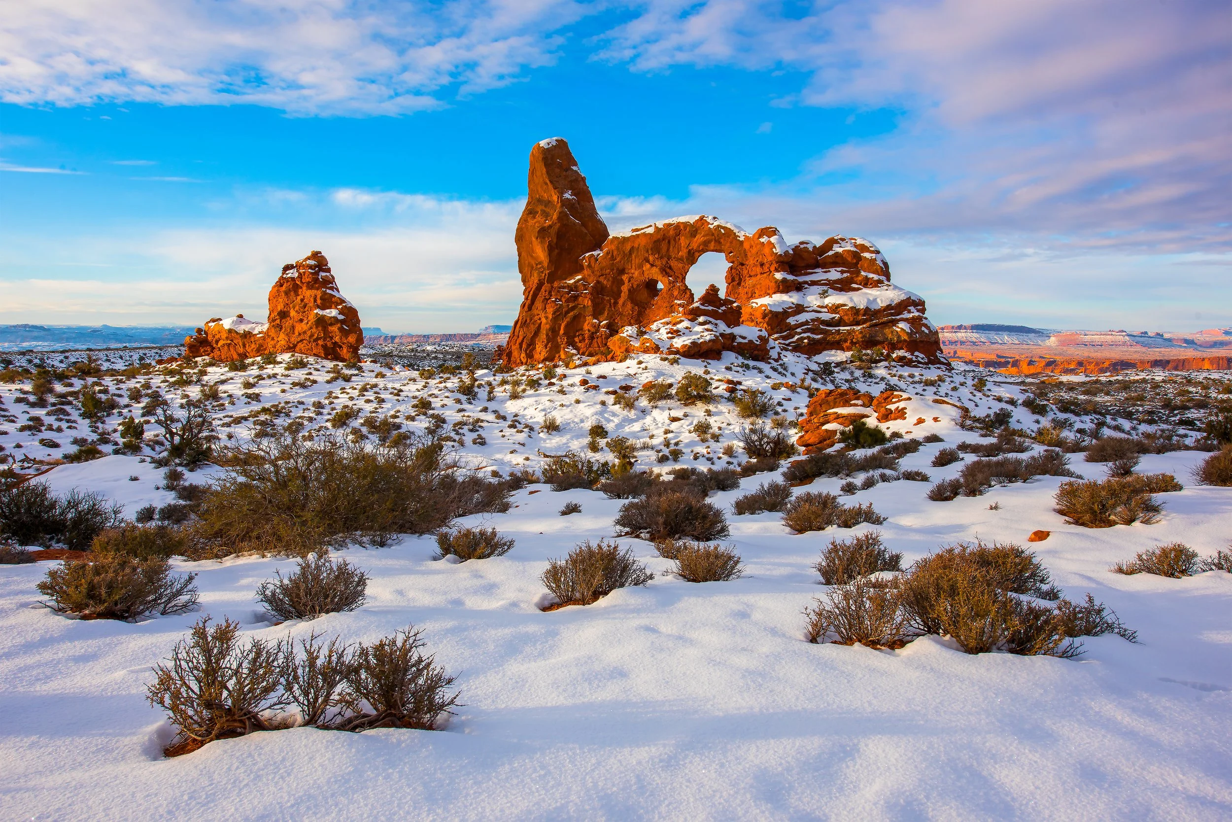 Turret Arch WinterSS@0.5x.jpg