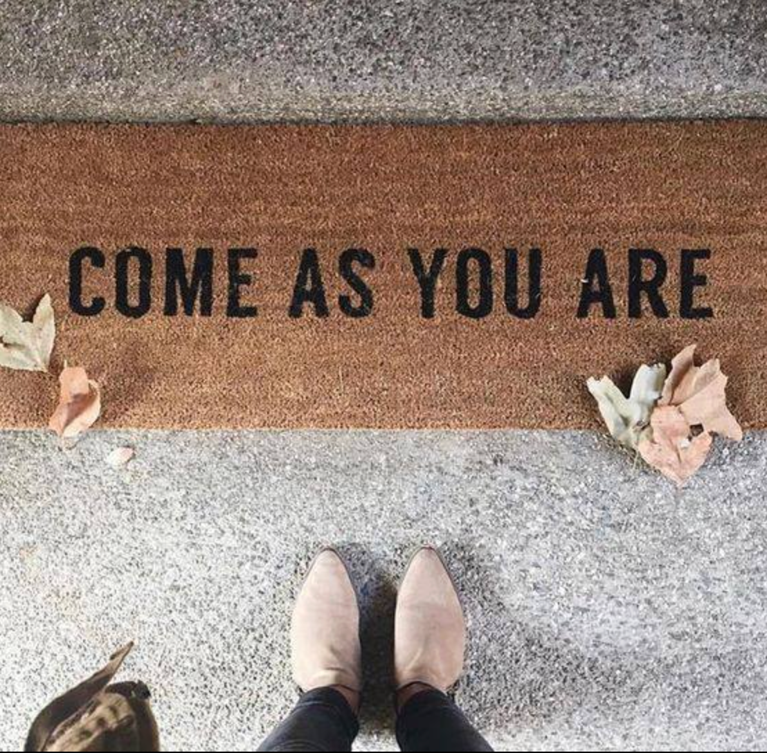 Starting Yoga for Beginners: What to Expect in Your First Class -The Courage to Step Onto Your Mat for the First Time