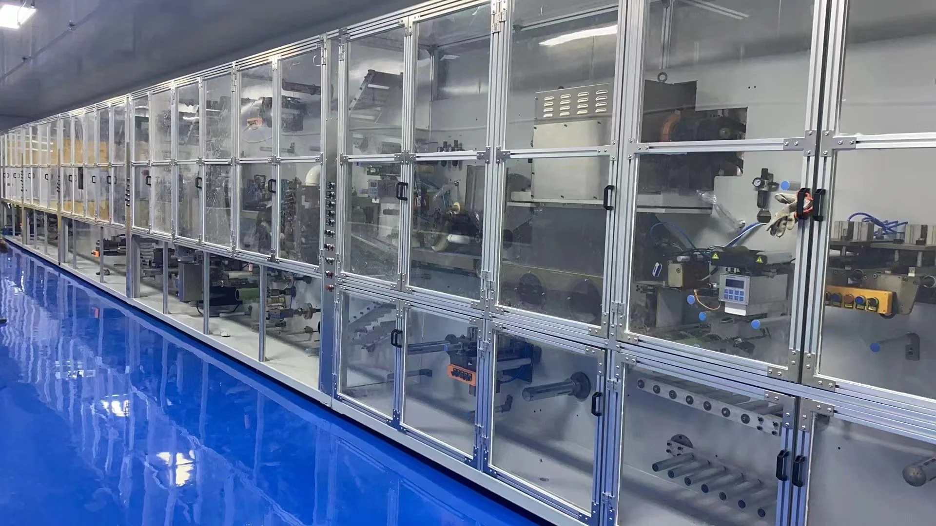 O1CN01igE2no26lZIC1wCsX_!!2215087817702-0-cbucrm (1).jpg