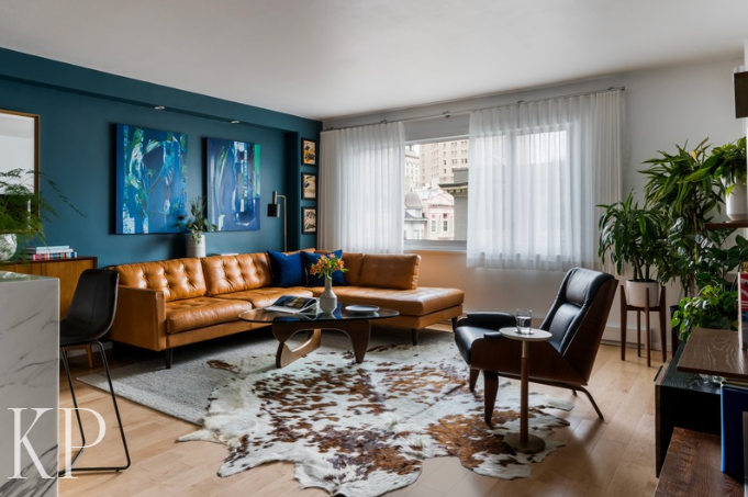 logo living room 3.png