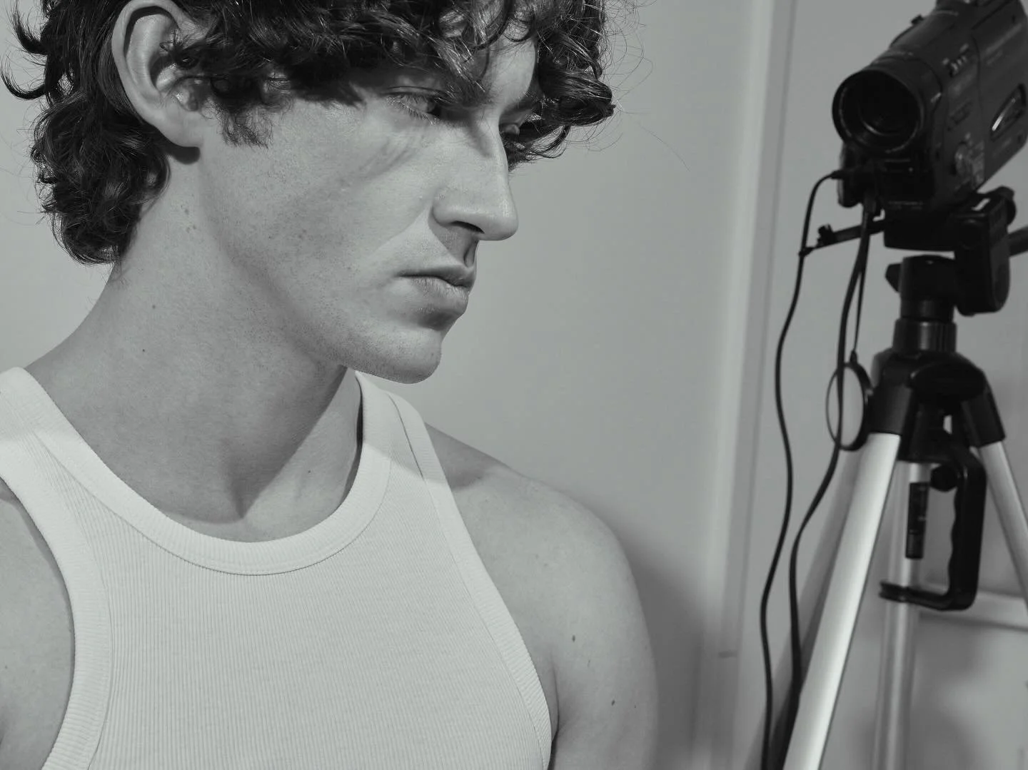 BONNIE &amp; CLYDE pt.2

24.01.25-26.01.25

Photographer: @leoxkoehler 

🧍🏼&zwj;♂️

#berlin #model #photoshooting #photography #fashion #modellife #mensfashion #streetstyle #photoshoot #malemodel #bonnieandclyde #explorepage