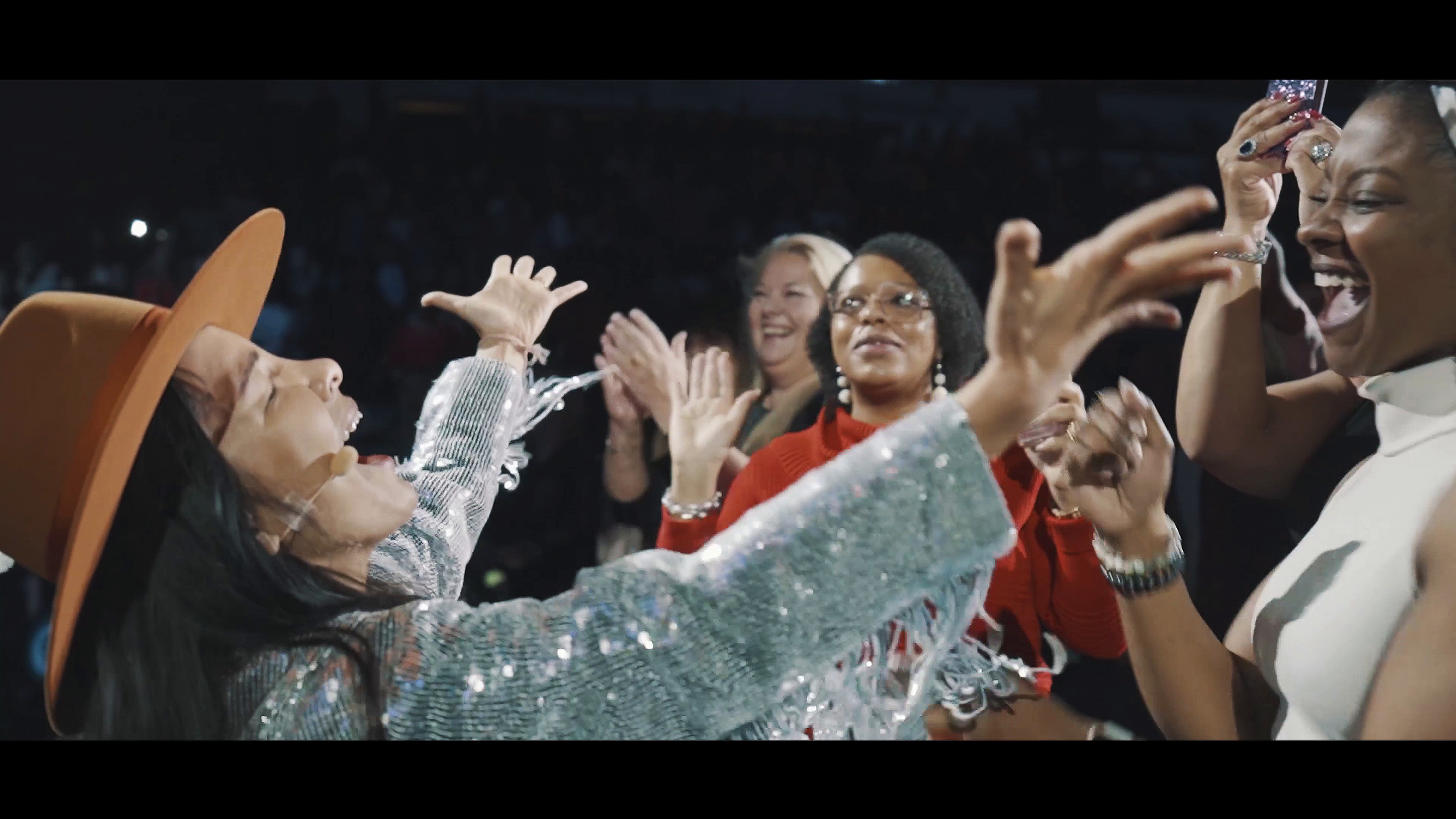 DAYBREAKER X 2020 OPRAH WINFREY VISION TOUR