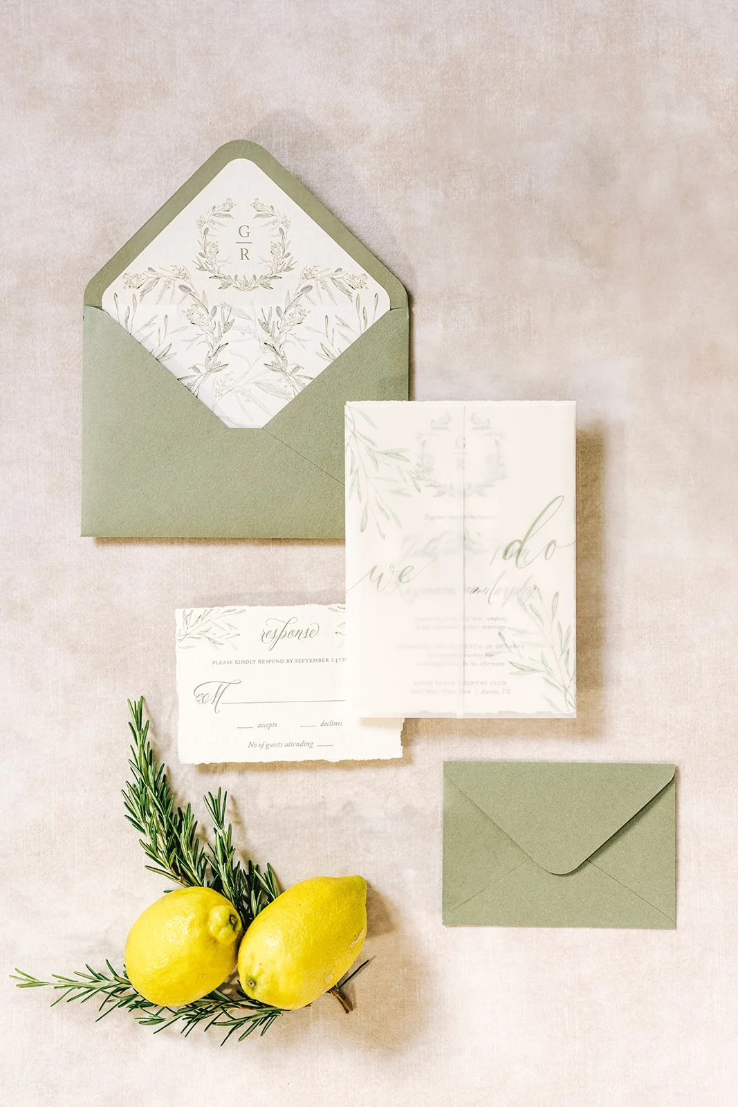 Papeterie mit Zitrone und Rosmarin