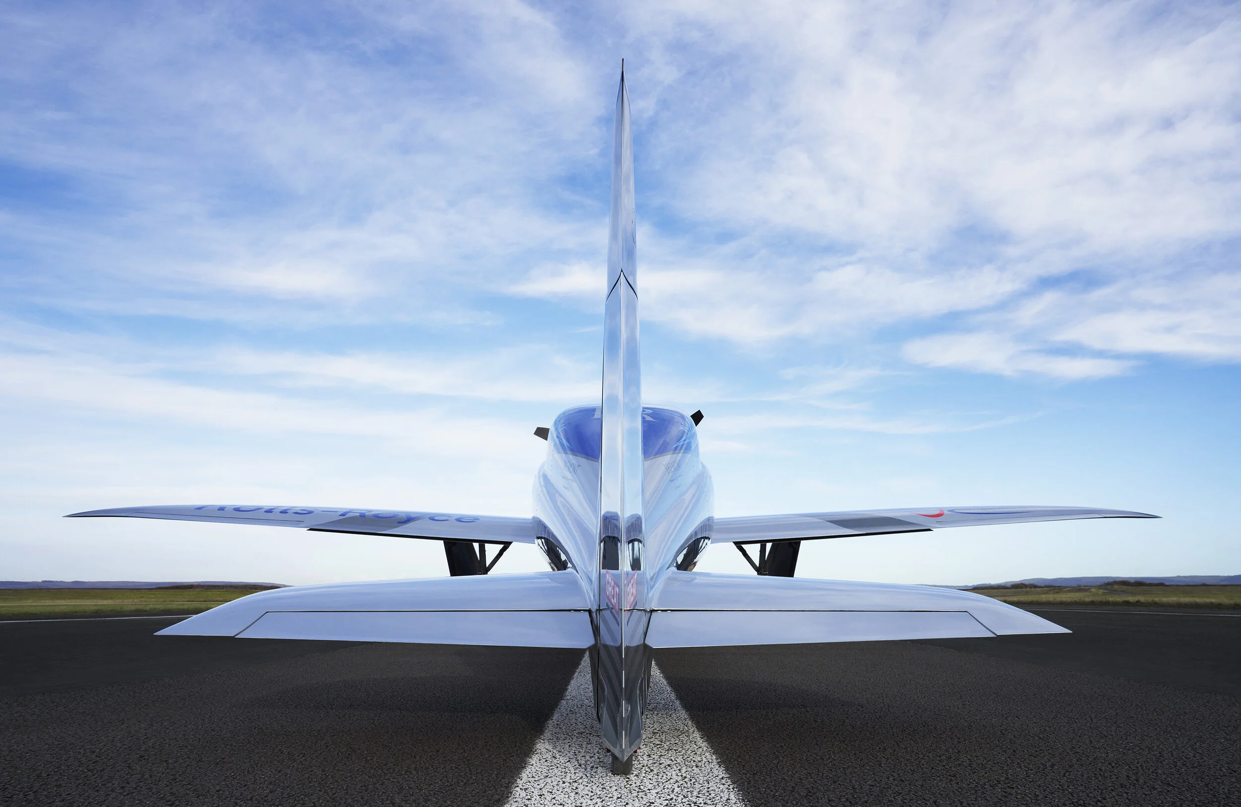 Rolls-Royce_Accel_Electric_Flight3.jpg