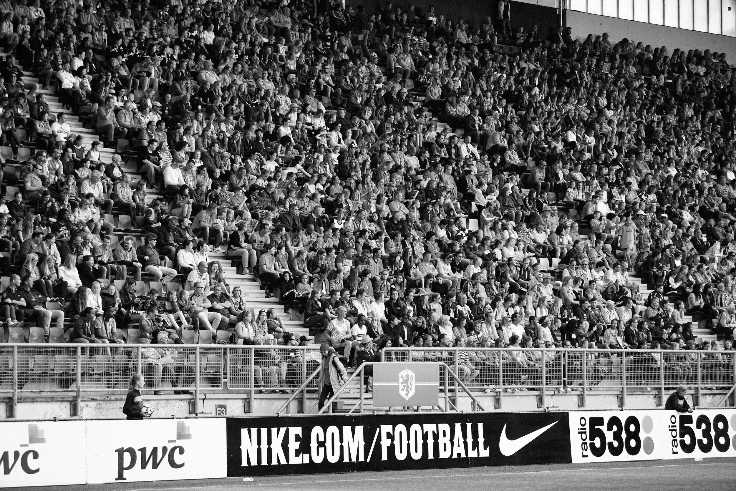 Stockdale_Nike_Fans11.jpg