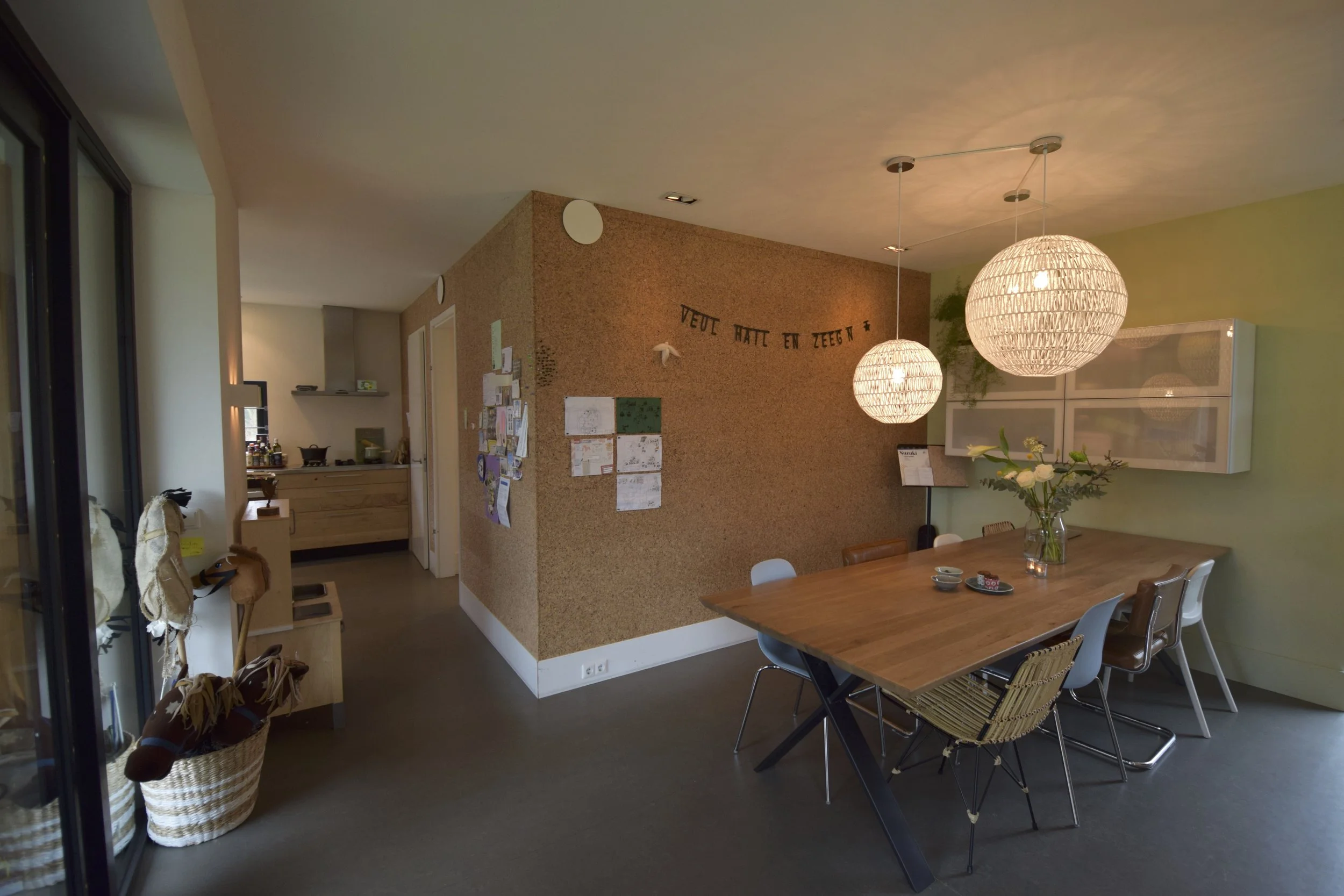 eetkamer in verbinding met open keuken_0619.jpg