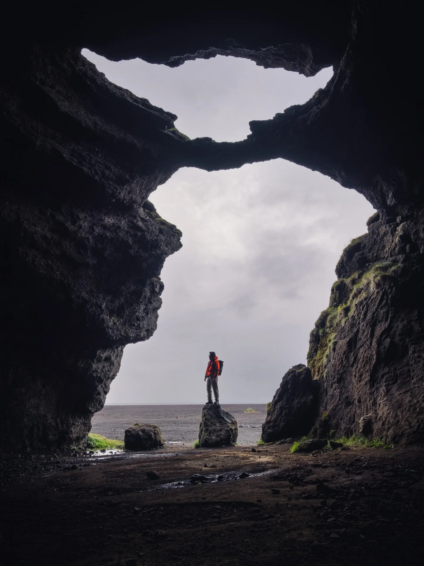 Icelandic Scale. //

If you want to feel small in comparison to mother nature, Iceland will do that for you. Standing alone, small and insignificant, the sheer scale Iceland&rsquo;s landmarks make you realise just how small we are in a gigantic world