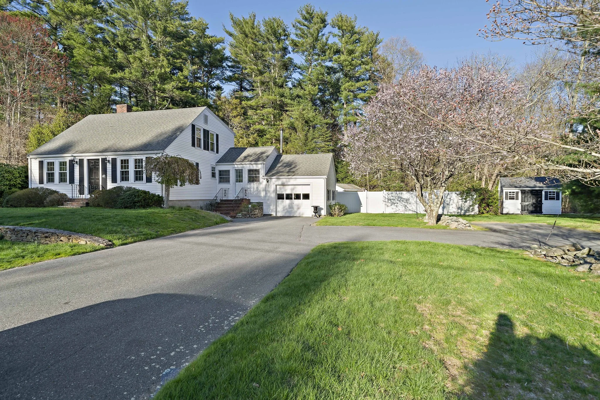 Wide front exterior view of Hanson MA home at 63 Reed Street