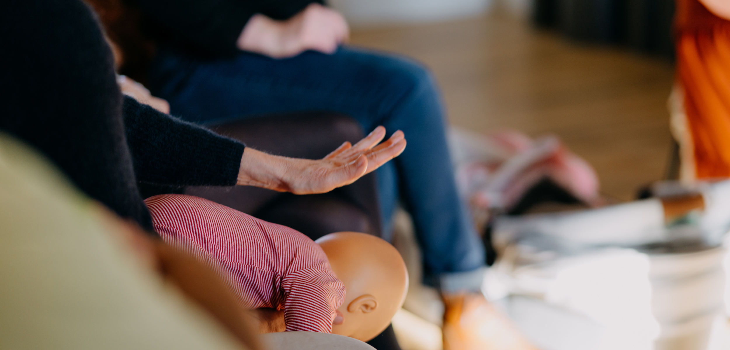 Geste de premiers secours suite à l'étouffement d'un bébé
