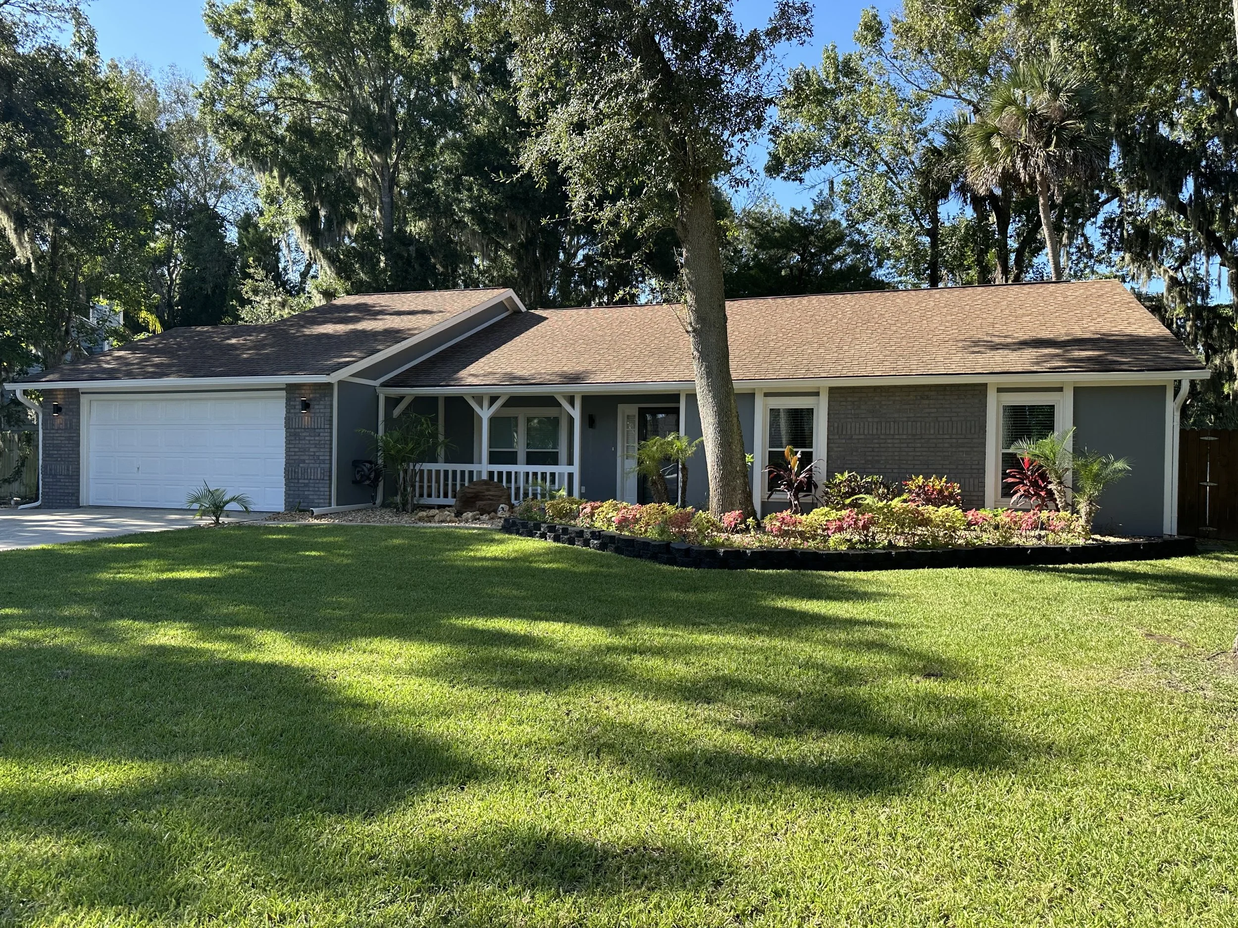 Exterior Paint Job In the heart of Ormond Beach Florida we completed with proper prep and wood damage repairs