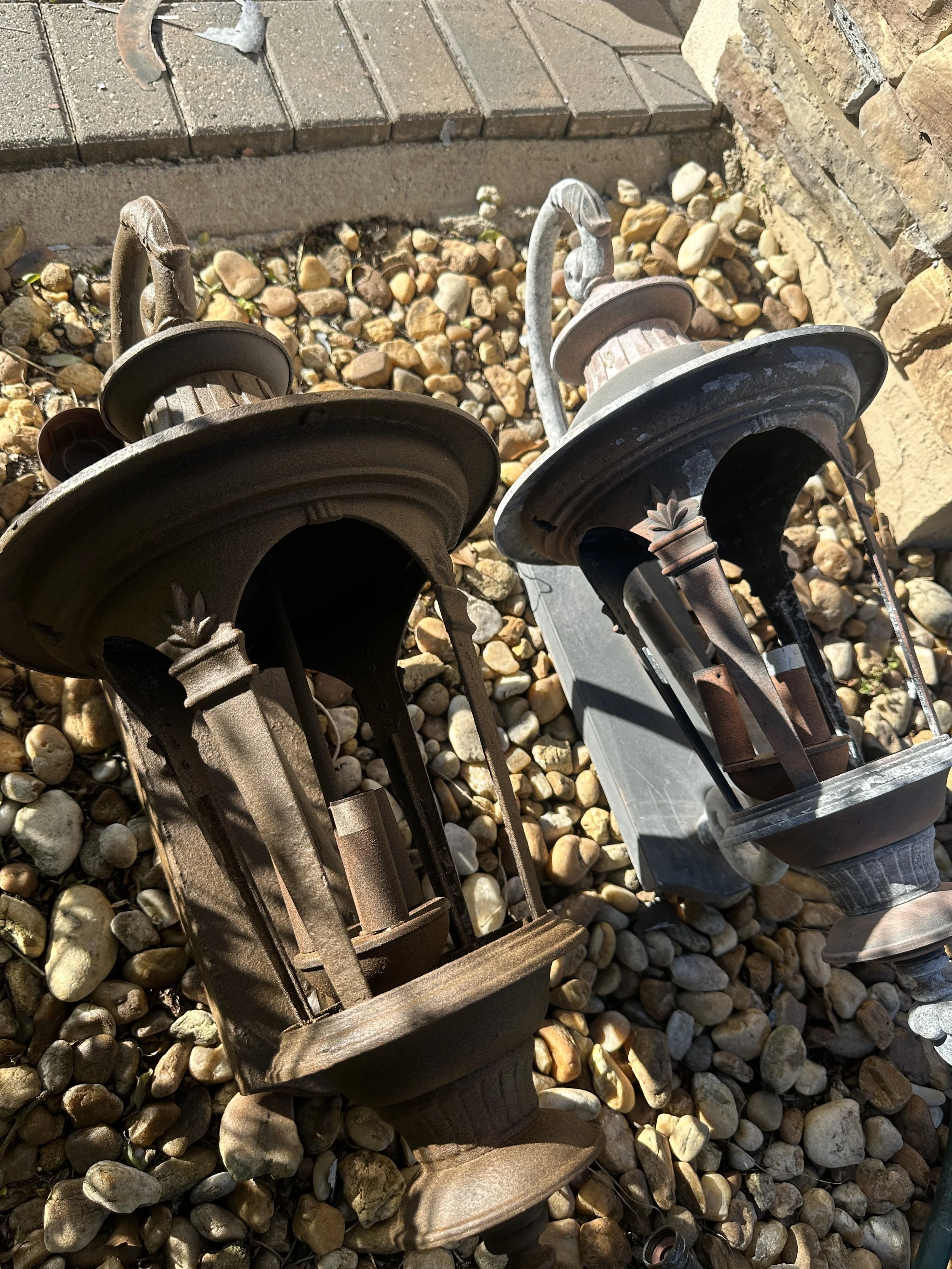 Exterior light fixtures we were able to refurbish for the client in a exterior home painting job in Breakaway Trails neighborhood in Ormond Beach