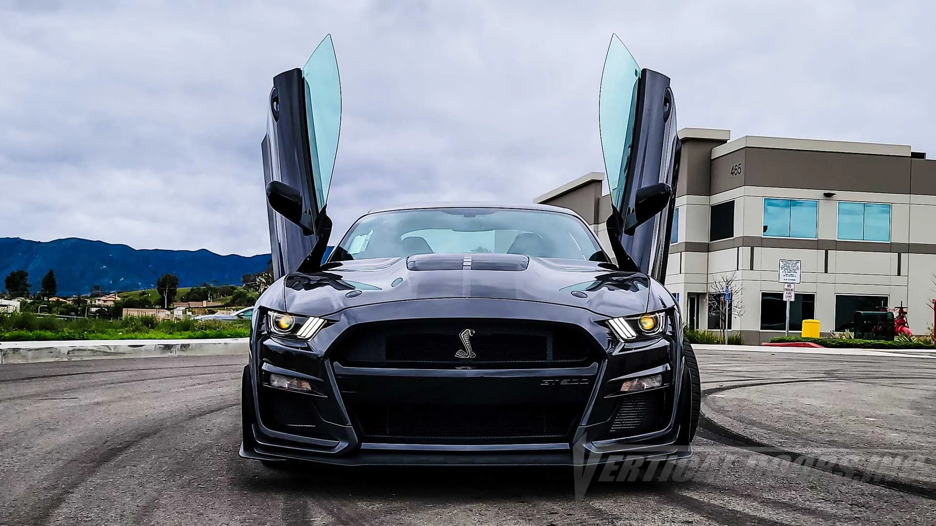 VDCFM15_mustang-gt500-lambo-doors-justin-4_cad62511-fcc2-47e5-a253-3bab61efa1fa.jpg
