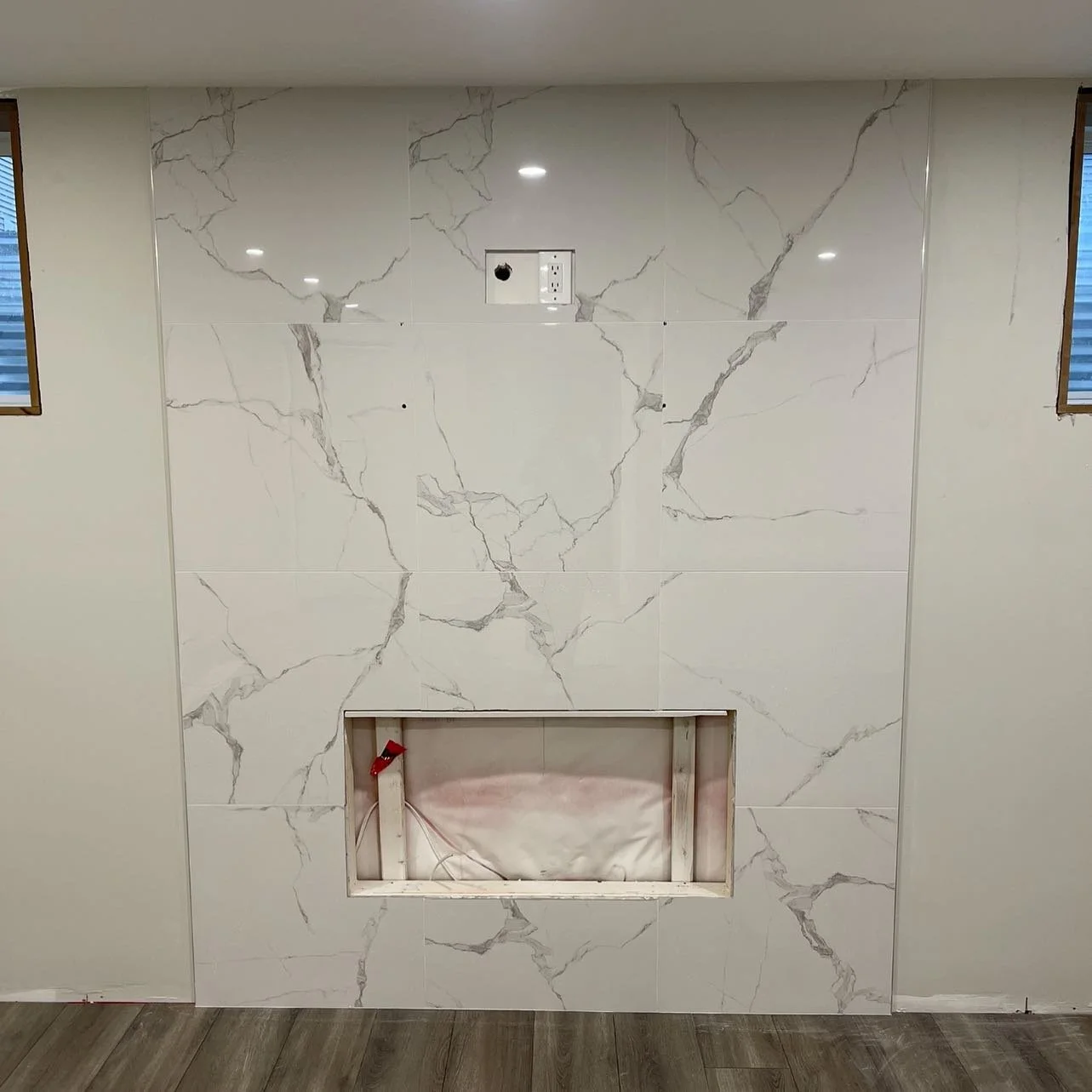 Bianco⚪️⚪️⚪️
&bull;
&bull;
&bull;
&bull;
&bull;
&bull;
&bull;
&bull;
&bull;
&bull;
#tile #interiordesign #tiles #design #tiledesign #bathroom #architecture #flooring #construction #homedecor #marble #interior #renovation #bathroomdesign #home #kitche