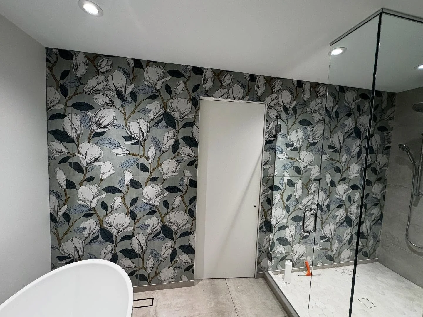 🥀🥀🥀When it&rsquo;s your dream space, why not do it in style 😍Couldn&rsquo;t be happier with the turn out of this Ensuite 
&bull;
&bull;
&bull;
&bull;
&bull;
&bull;
&bull;
&bull;
&bull;
#tile #interiordesign #tiles #design #tiledesign #bathroom #a