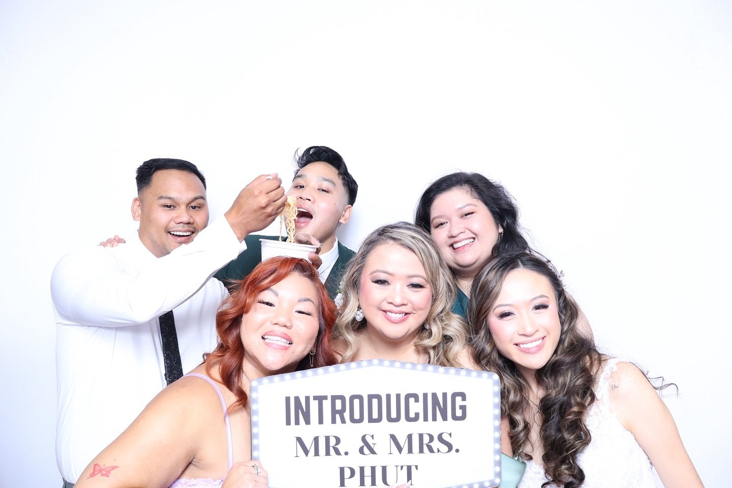 I am truly amazed by how beautiful these photos turned out. What makes them shine even more is the incredible group of people in them, which made it impossible to choose just a few to highlight.

This blend of candid Photo Booth moments with studio-q