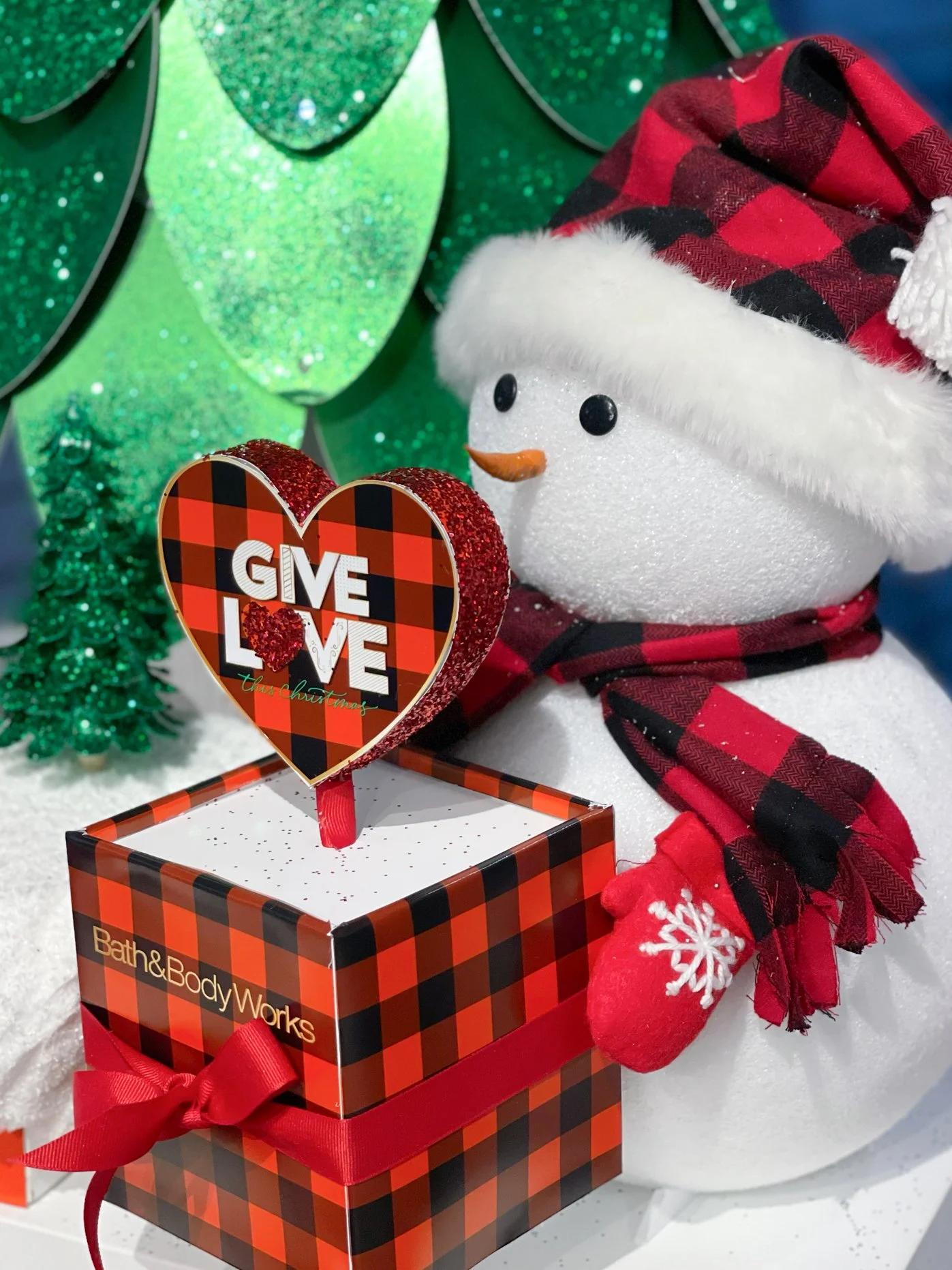 Bath & Body Works Give Love 30.jpg