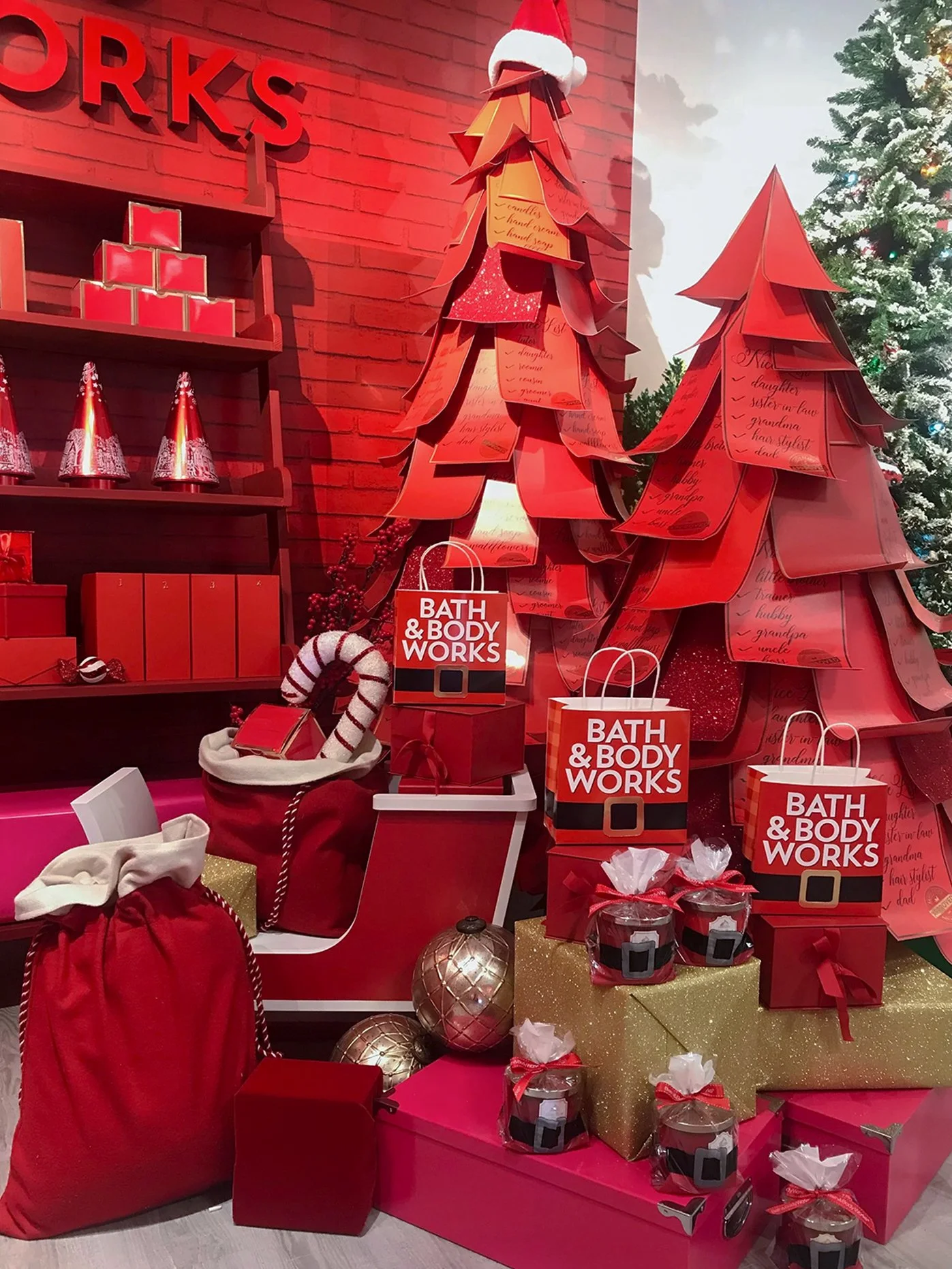 Bath & Body Works Santa Approved 12.jpg