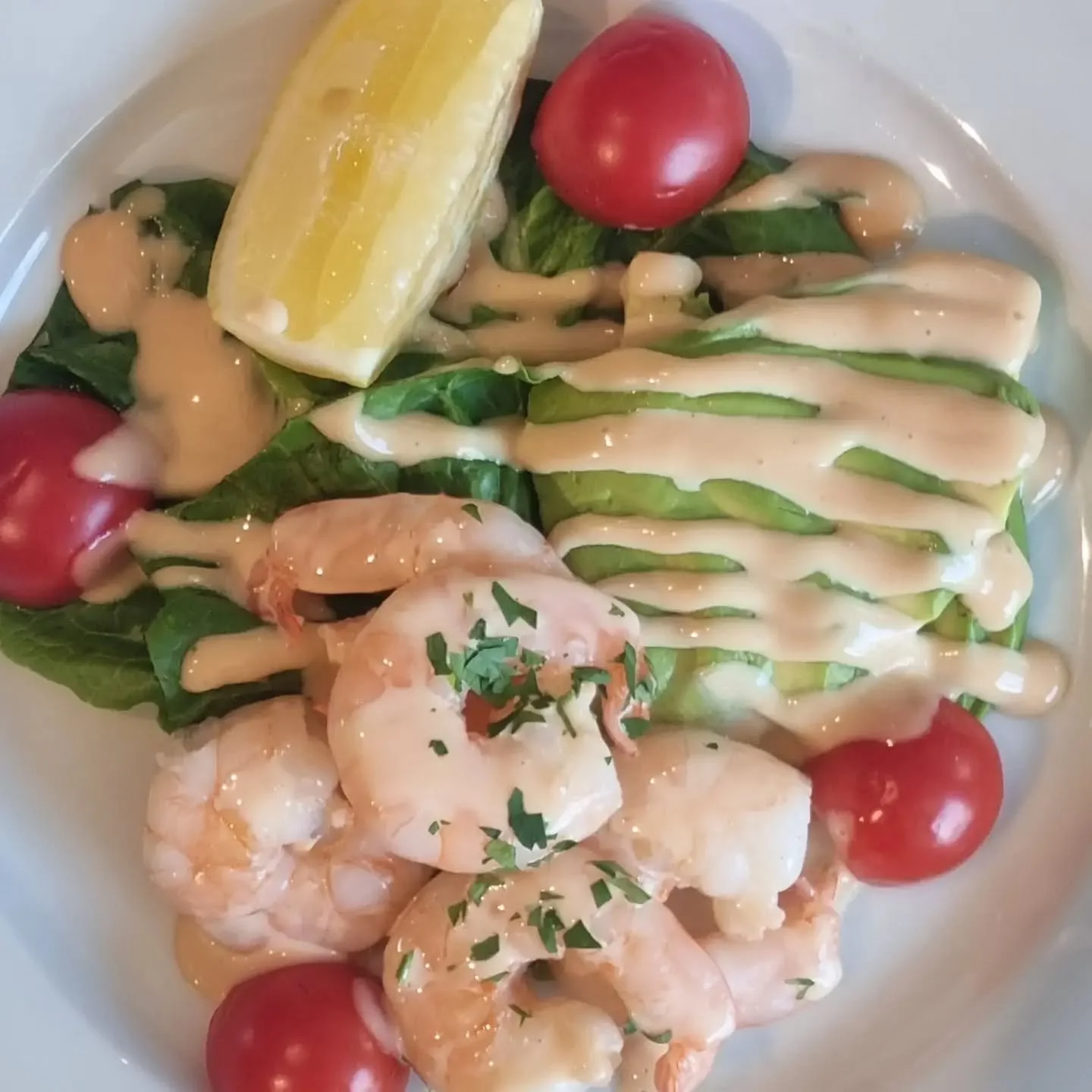 Two of our most popular summer dishes - prawn and avocado and the instant Joe's Classic, Chicken Parmi. #summerholidays #summer2026 #joesbrasserie #wandsworthbridgeroad #fulhambrasserie