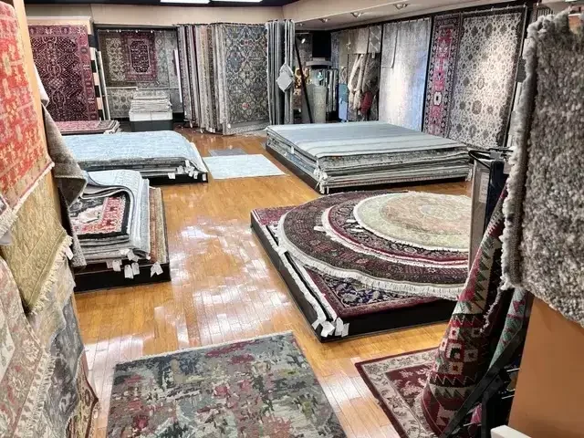 harbs-carpeting-and-oriental-rugs-gallery4-1920w.webp