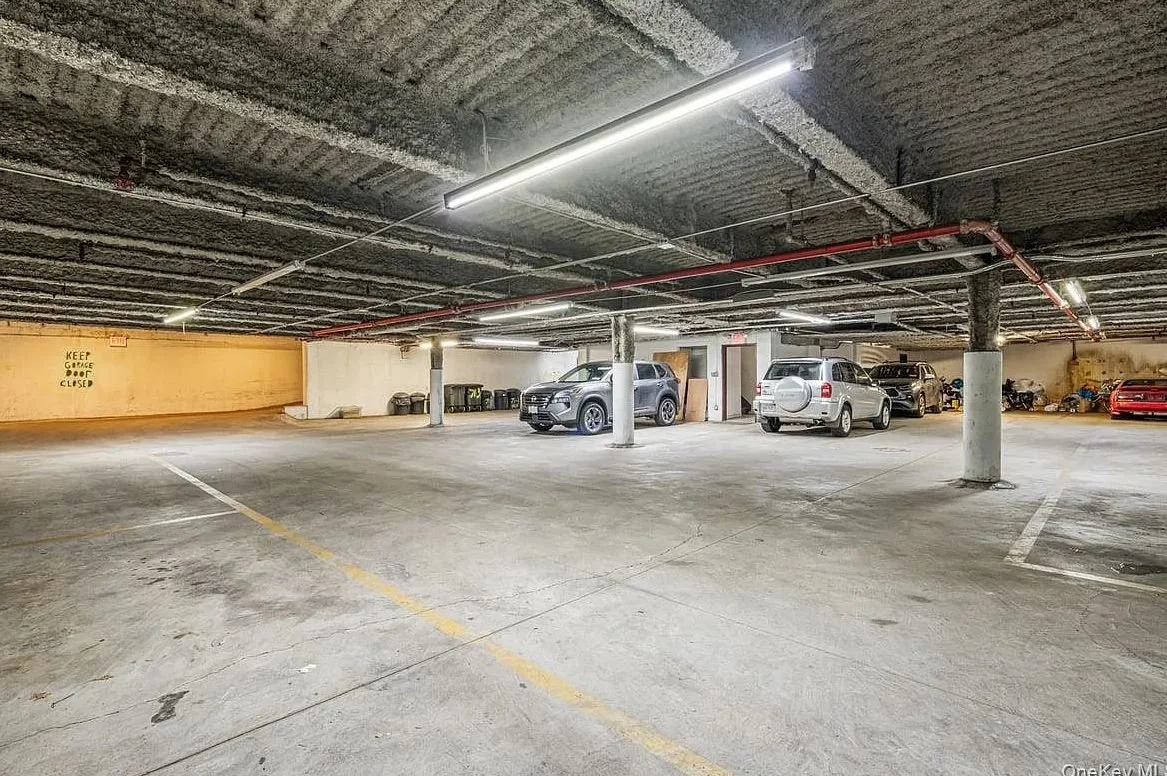 garagebe.JPG