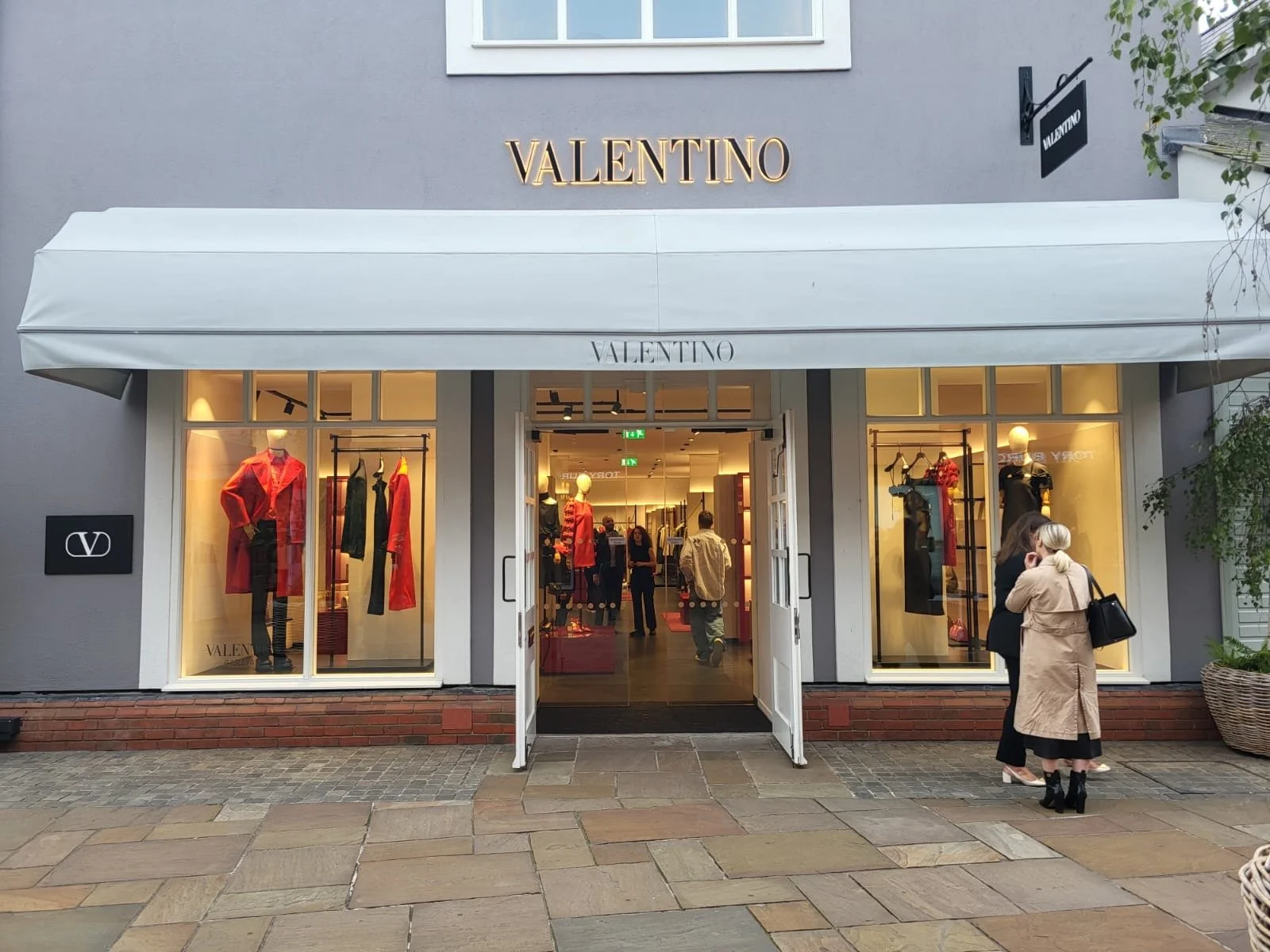 Valentino00001.jpeg