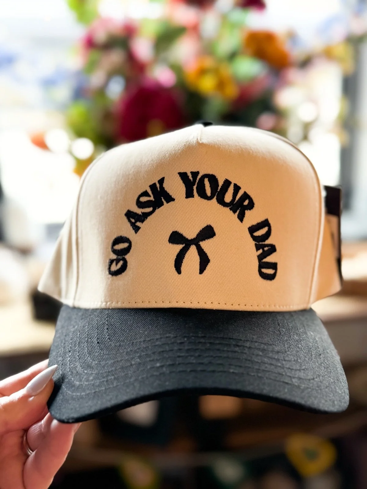 31 days until Mother&rsquo;s Day. It&rsquo;s not too late to plan your outfit&hellip; and this hat is our Mother&rsquo;s Day mood. 🙅🏼&zwj;♀️