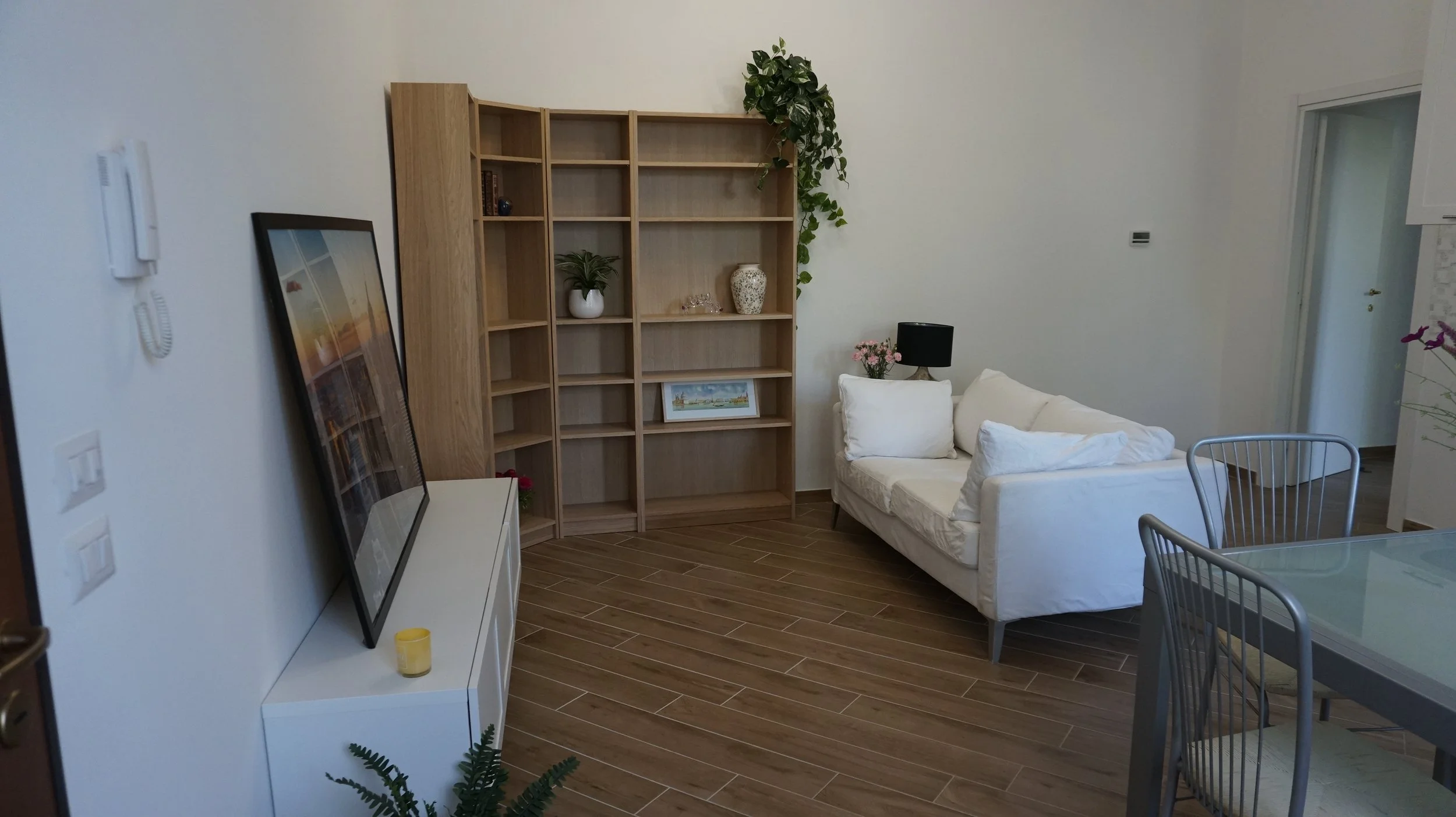 Soggiorno pronto da affittare