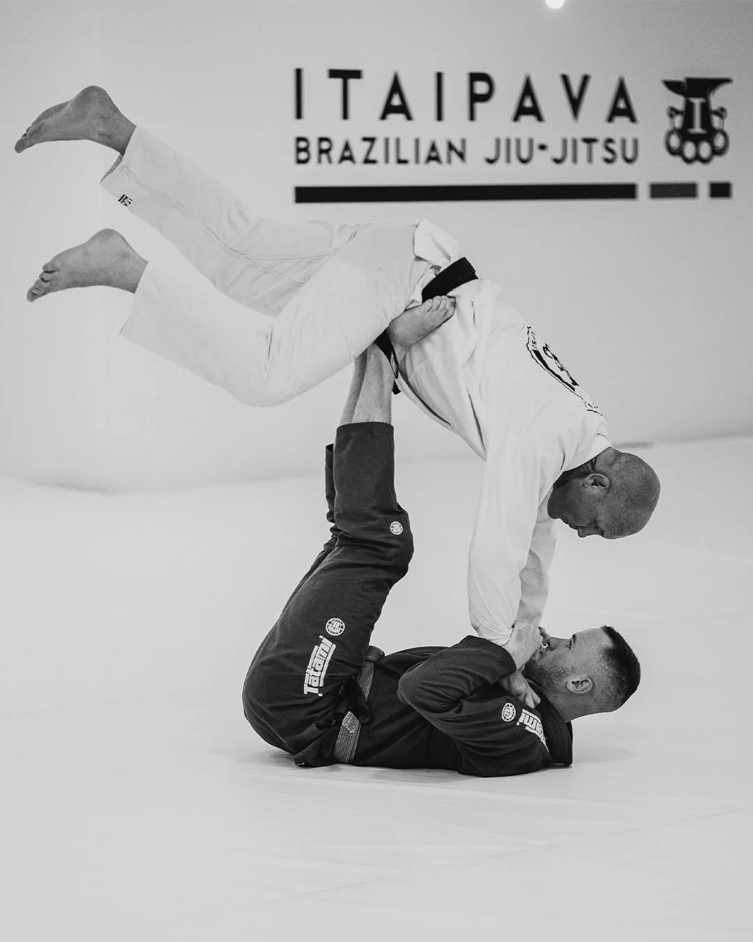 Capturing the energy, sweat, and moments that make a brand stand out. From their training sessions to staged shoots and special events I have covered it for @bedlingtonfightcentre

I create images and video content that showcase your business at its 