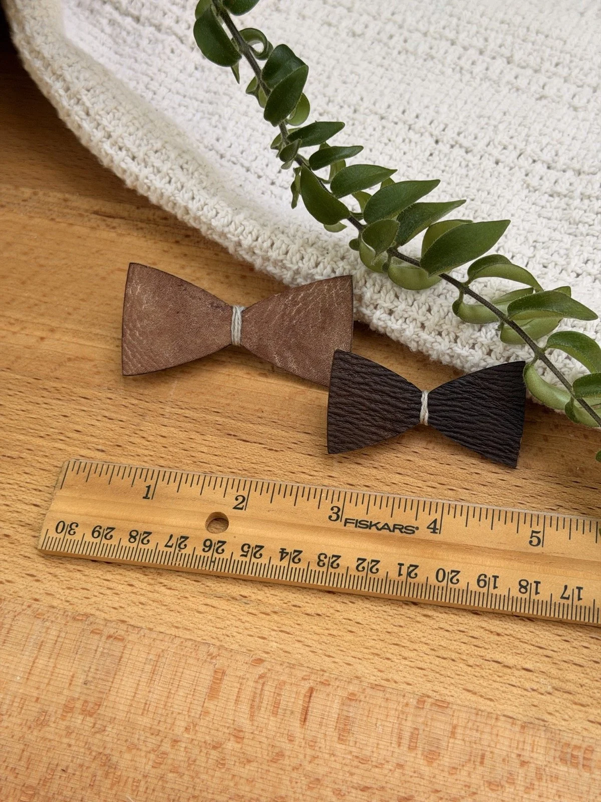 Small and Large Sophie Bow size comparison