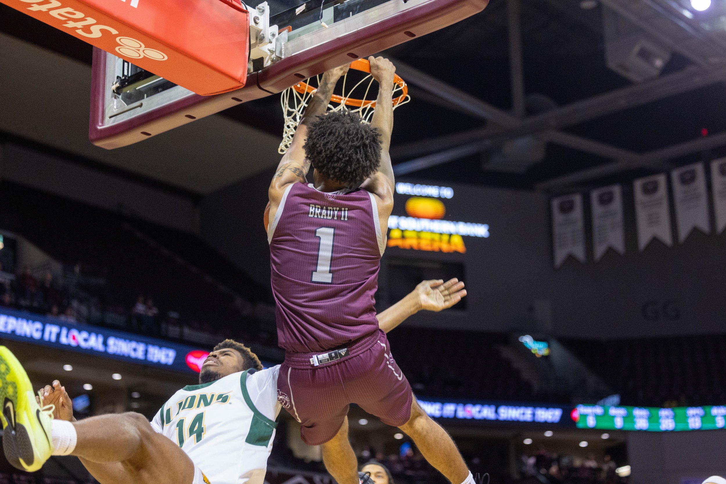 BballvsMSSU-1651.jpg