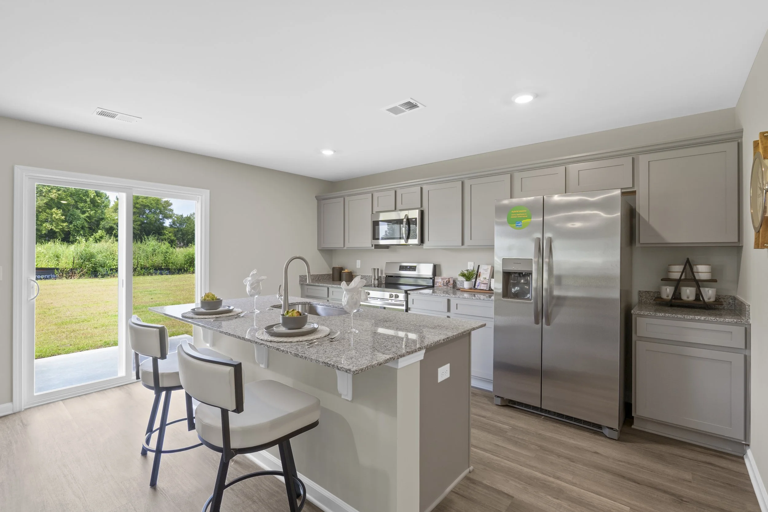 Kitchen Island.jpg